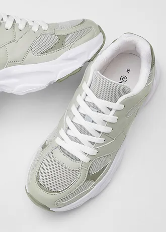 Chunky sneakers met lichte zool • lichtrietgroen • bonprix online shop