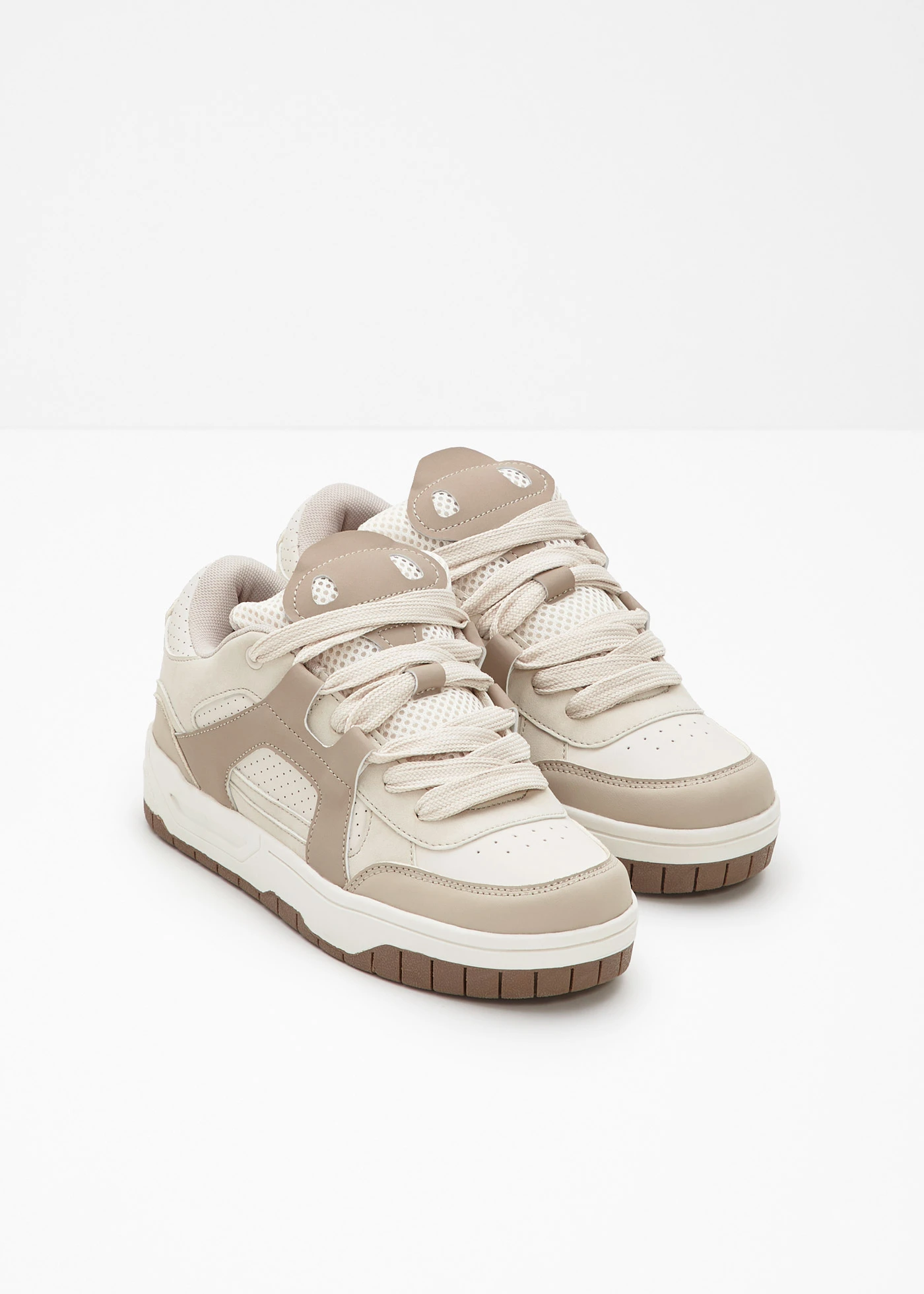 Sneakers • ecru • bonprix online shop