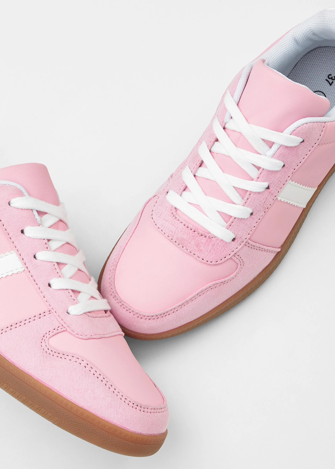 Sneakers au look rétro • rose dragée • Boutique bonprix
