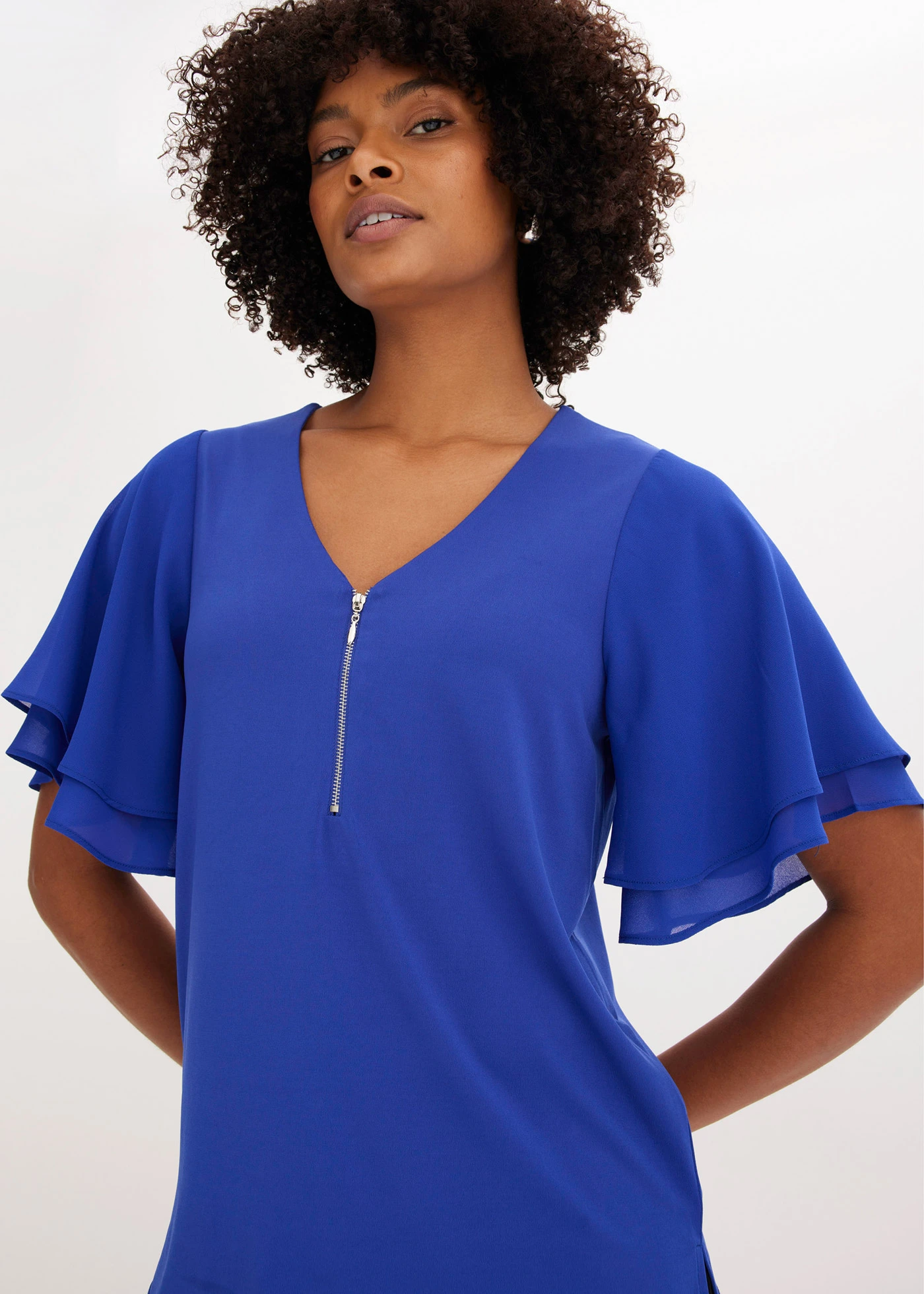 T-shirt avec manches en mousseline • bleu saphir • Boutique bonprix