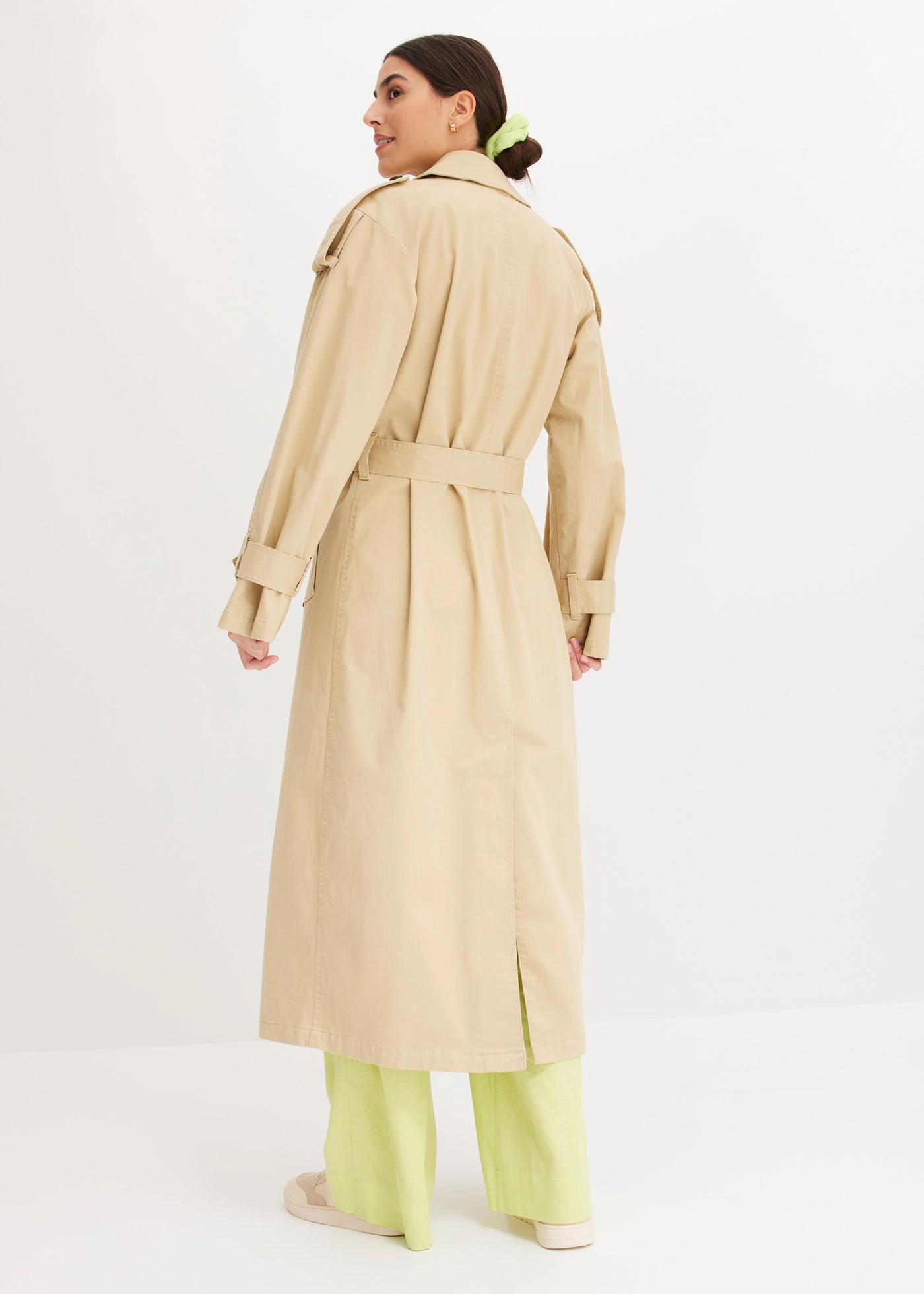 Oversized trenchcoat • groenbeige • bonprix online shop