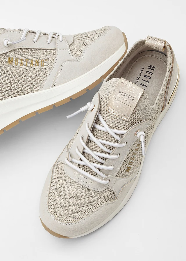 Mustang sneakers, Kleur: beige