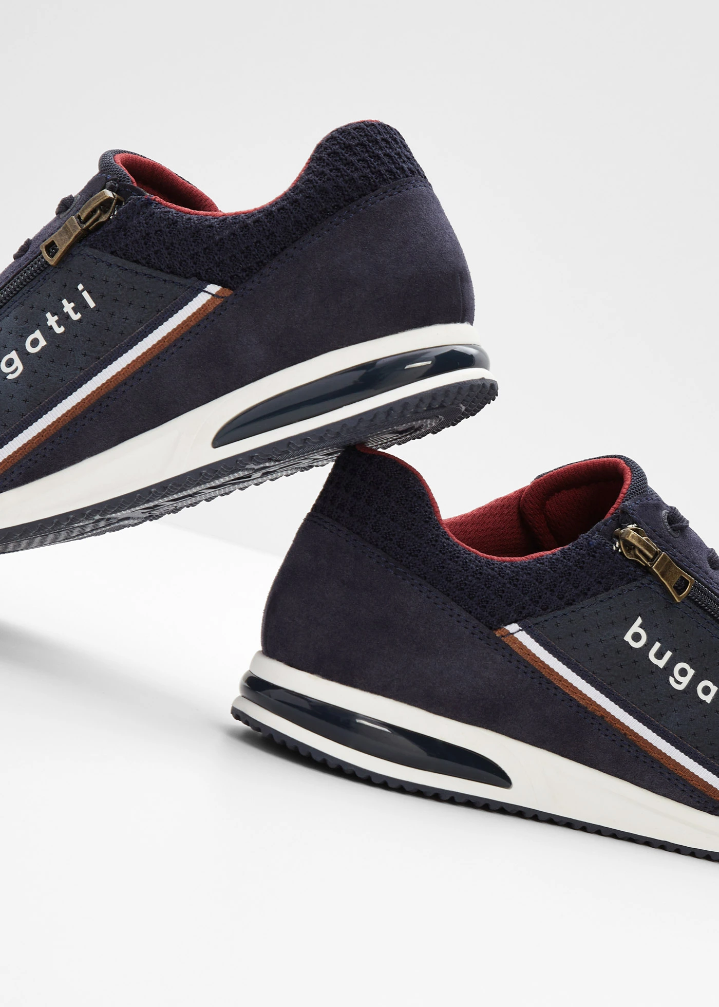 Sneakers Bugatti • bleu foncé • Boutique bonprix