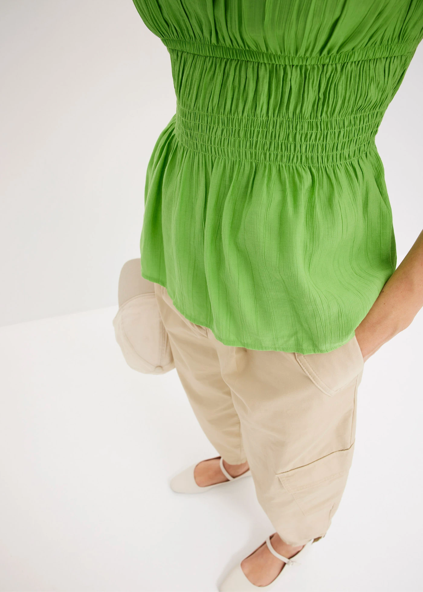 Blousetop van zachte viscosemix • klavergroen • bonprix online shop