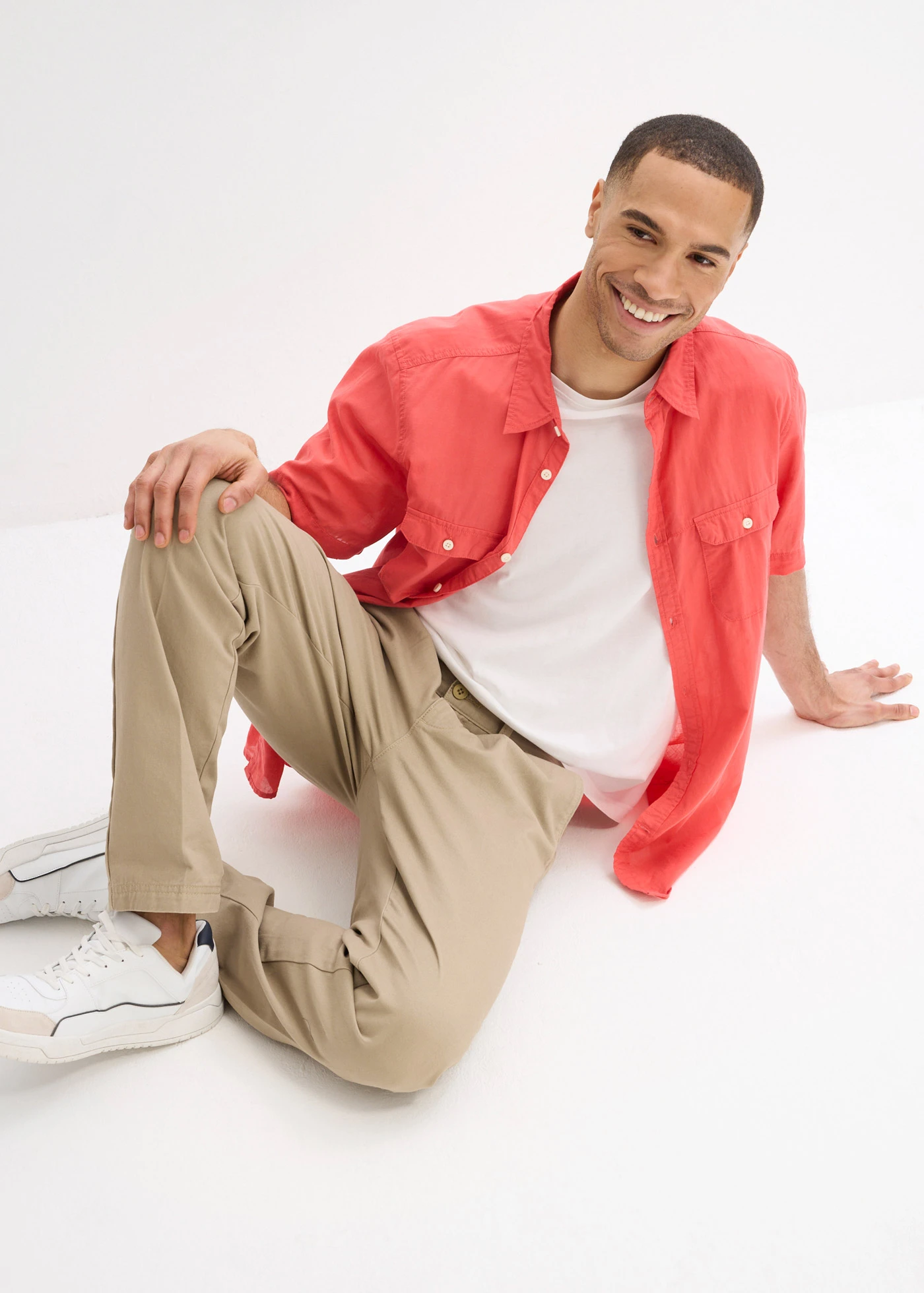 Chemise manches courtes 100% coton • rouge corail • Boutique bonprix