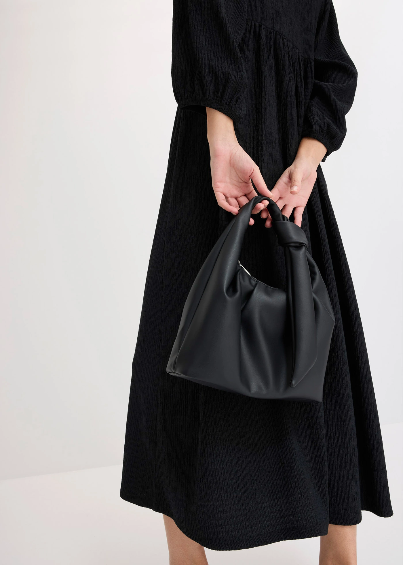 Midi jurk van gestructureerde jersey • zwart • bonprix online shop