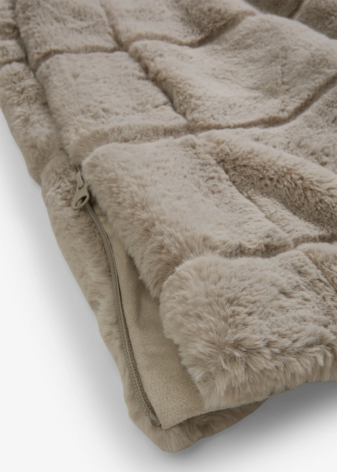 Hebká těhotenská/nosicí bunda z umělé kožešiny • světle šedá • bonprix obchod