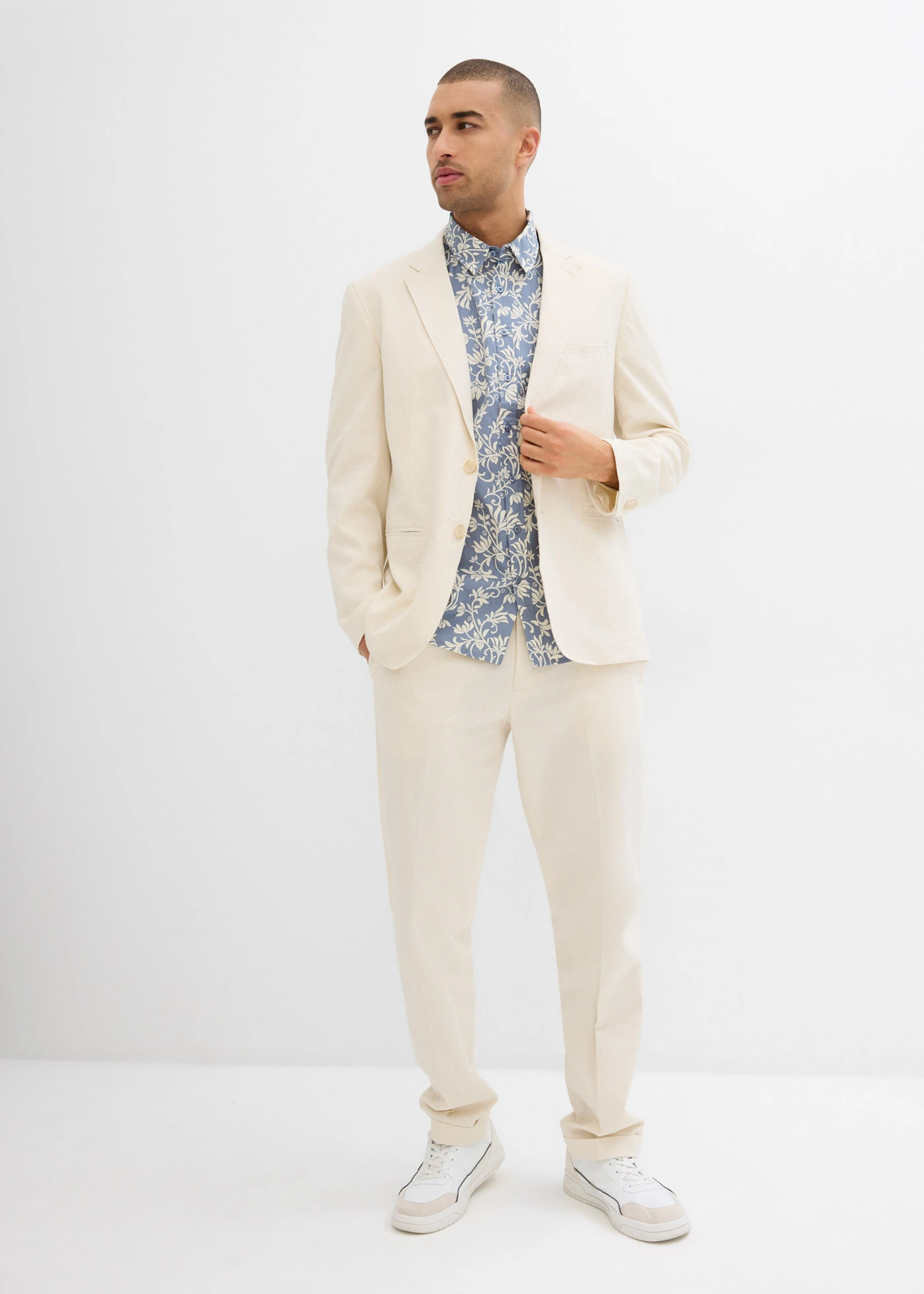 Koszula z krótkim rękawem, z czystej bawełny organicznej • niebieski dymny-kremowy w roślinny wzór • sklep bonprix