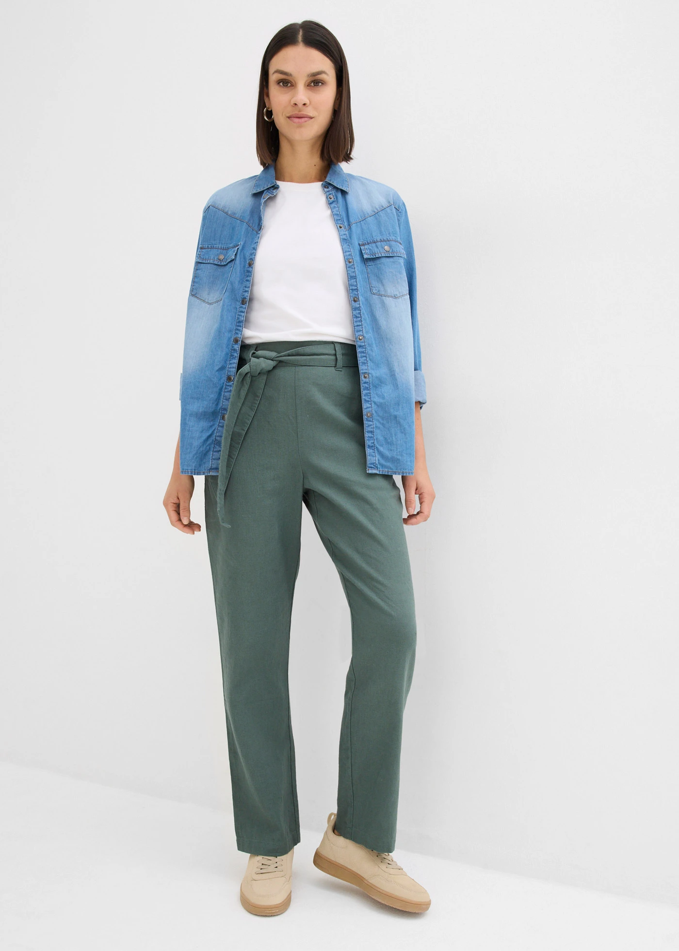 Pantalon léger à taille élastiquée • vert eucalyptus • Boutique bonprix
