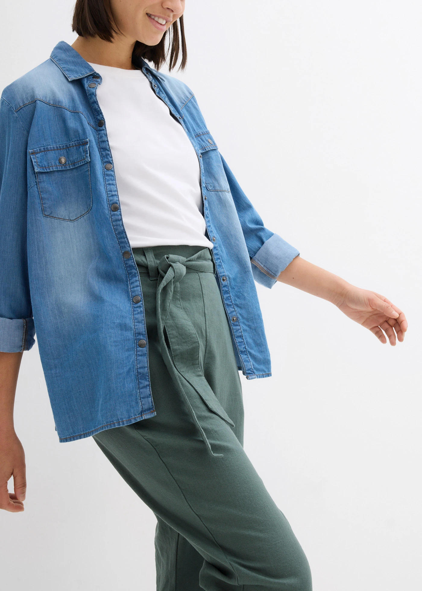 Pantalon léger à taille élastiquée • vert eucalyptus • Boutique bonprix