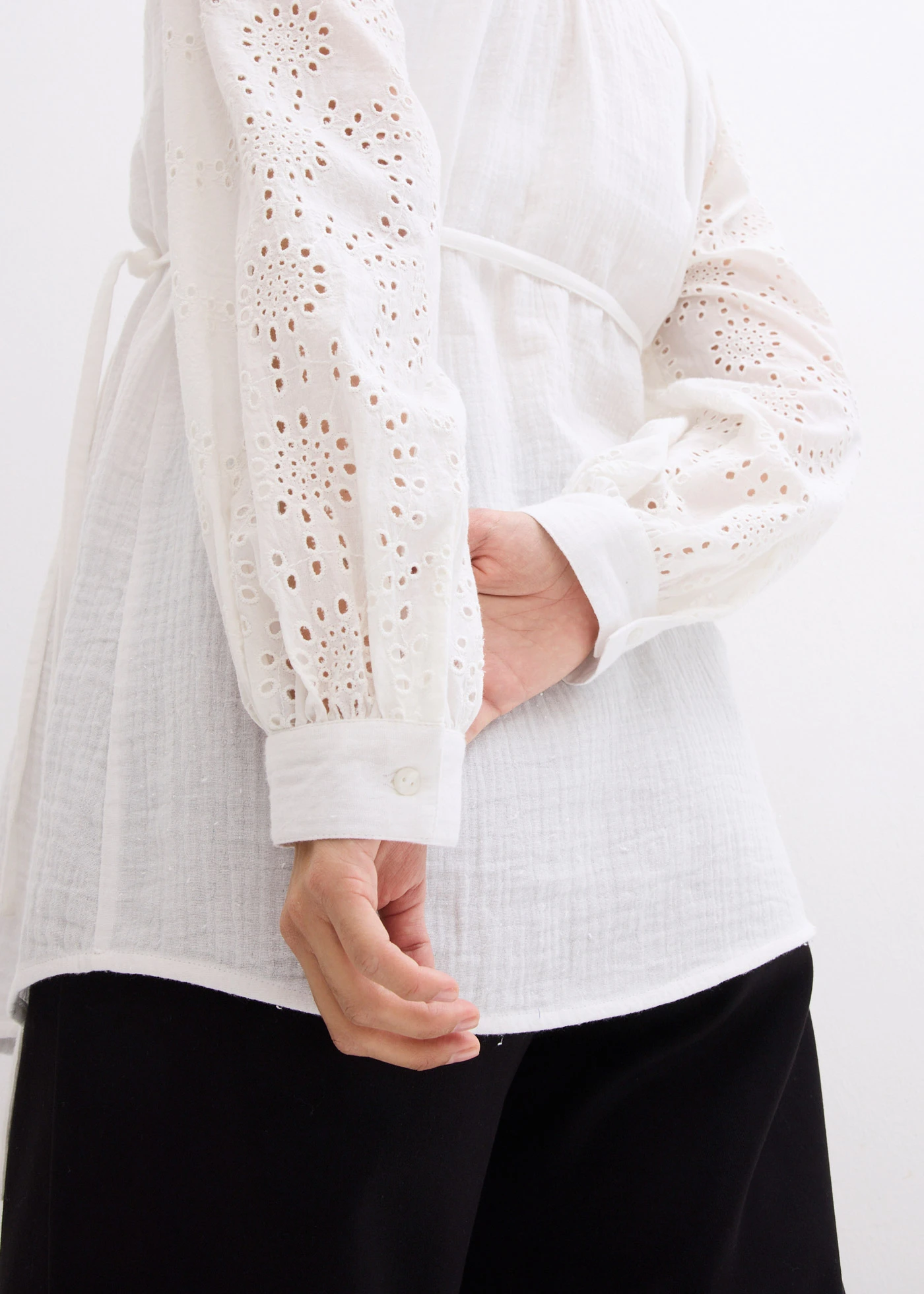 Těhotenská halenka z bavlněného mušelínu • přírodní bílá • bonprix obchod