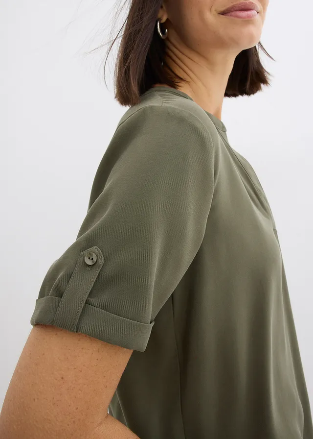 Blouse met korte mouwen van een soepele viscosemix • donkerolijfgroen • product-page.page-title-suffix