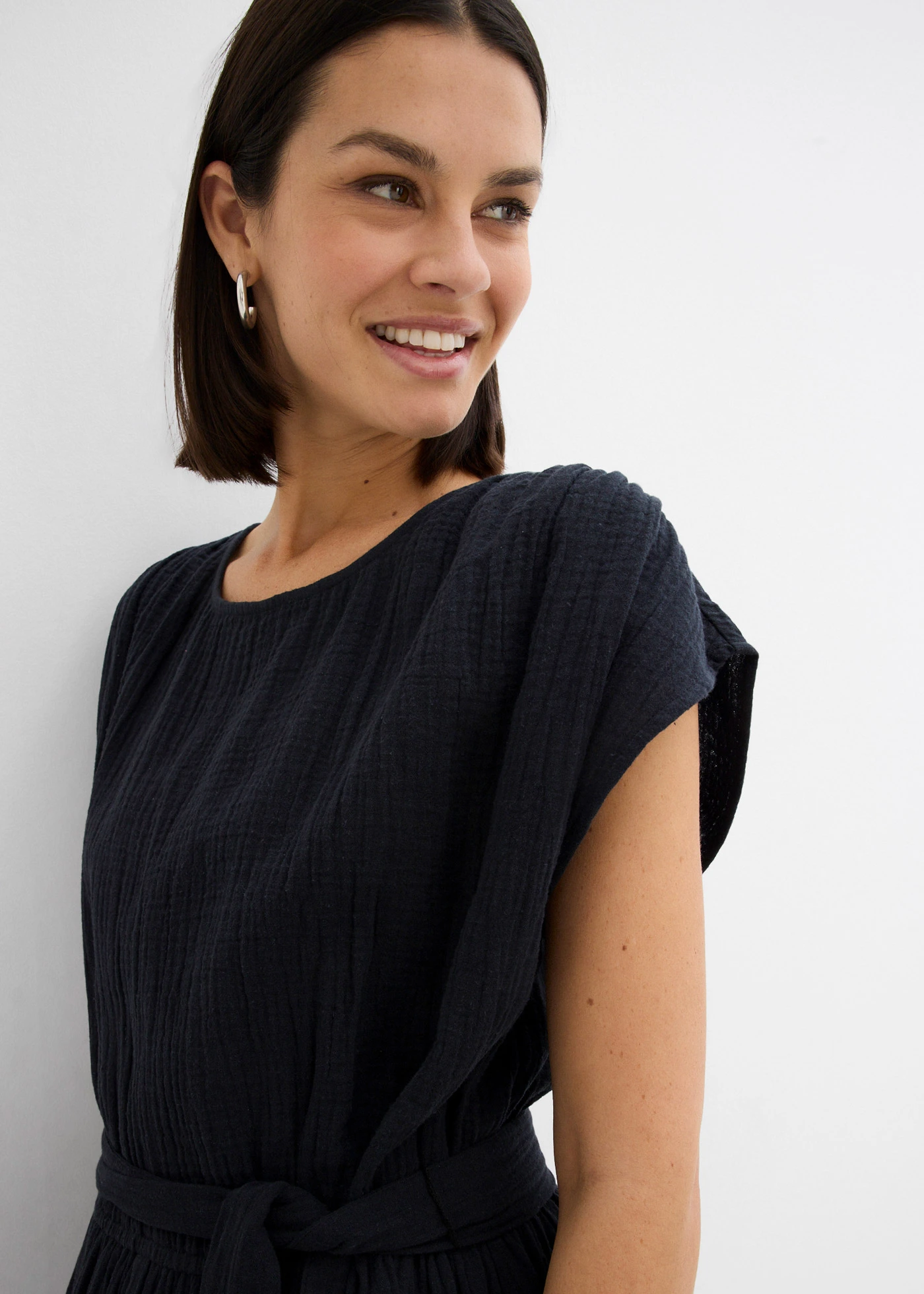 Midi šaty s čisté bavlny • černá • bonprix obchod