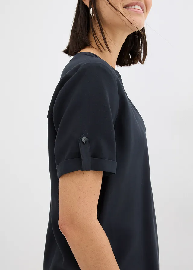 Blouse met korte mouwen van een soepele viscosemix • zwart • product-page.page-title-suffix