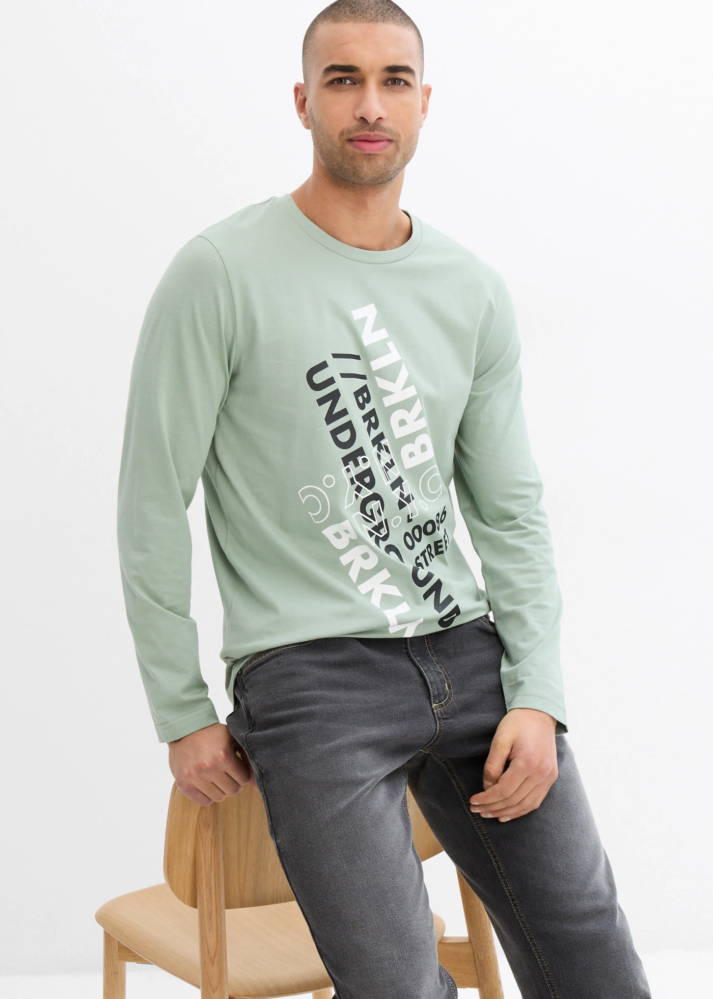 Bluză cu mâneci lungi din bumbac organic 100% • verde fumuriu, cu imprimeu • magazin bonprix