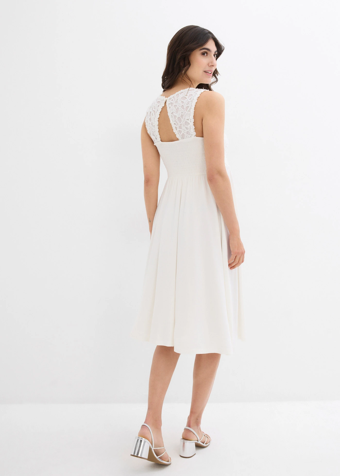 Zwangerschapsjurk met kant en elastische rug • wolwit • bonprix online shop