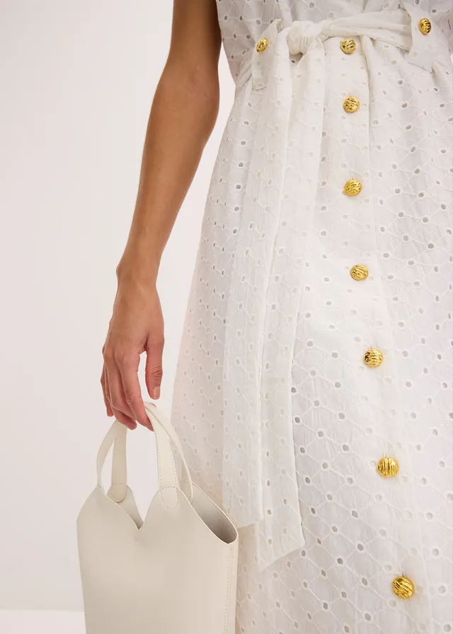 Robe-chemise en broderie anglaise • écru • product-page.page-title-suffix
