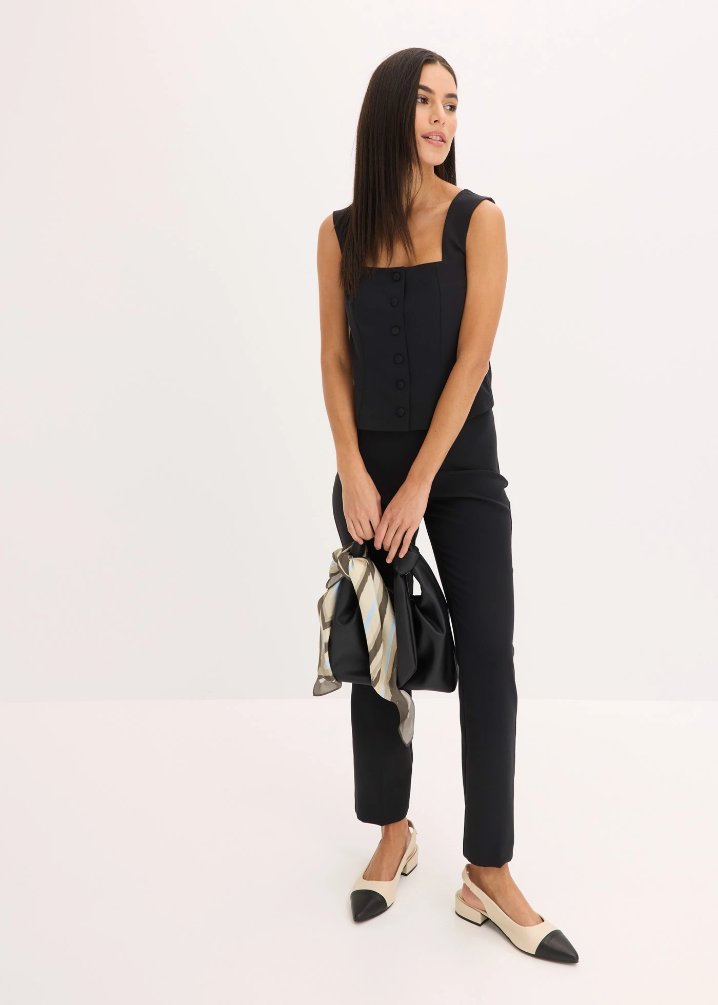 Blousetop met knopen • zwart • bonprix online shop