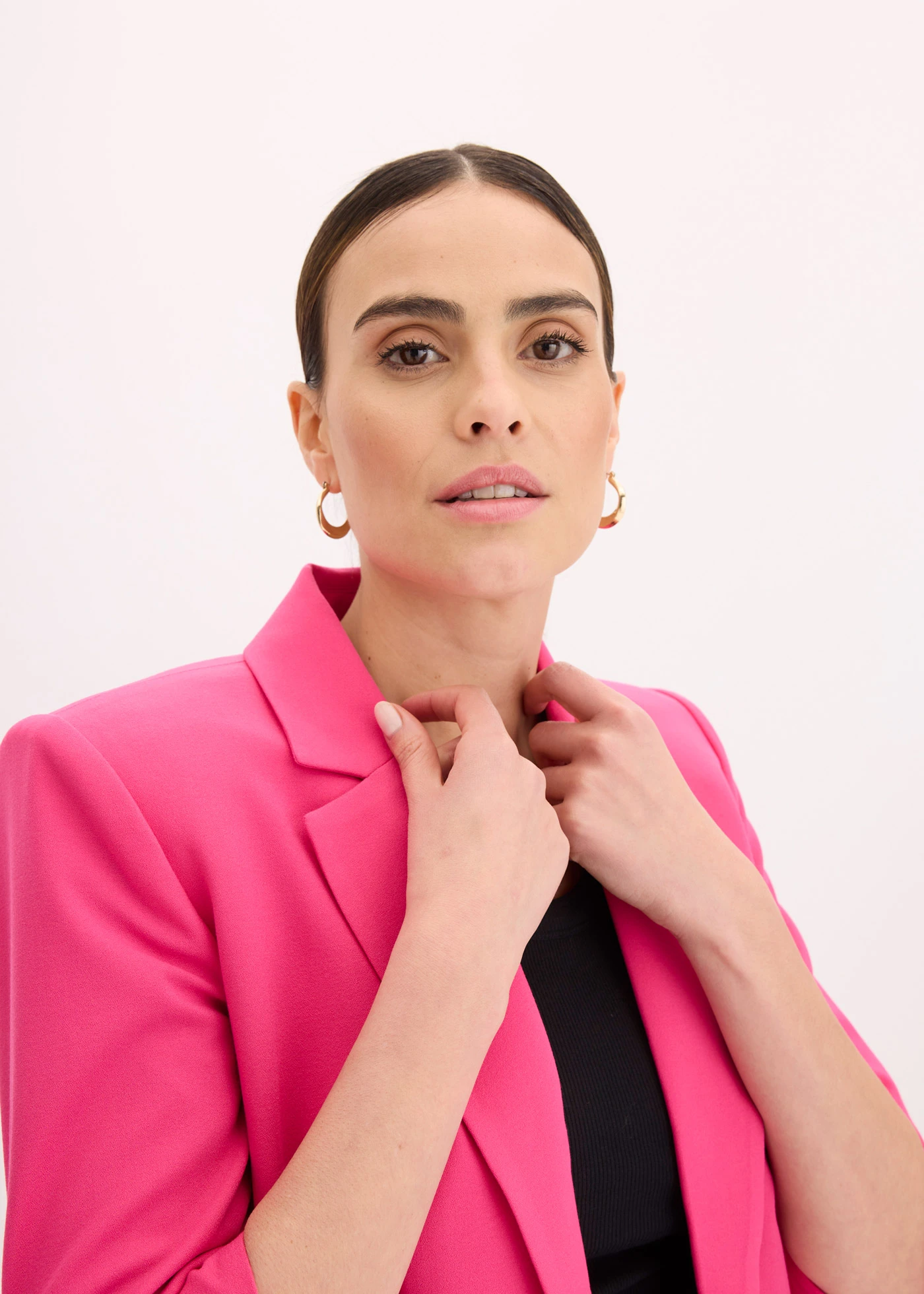 Blazer tendance à épaulettes • fuchsia • Boutique bonprix