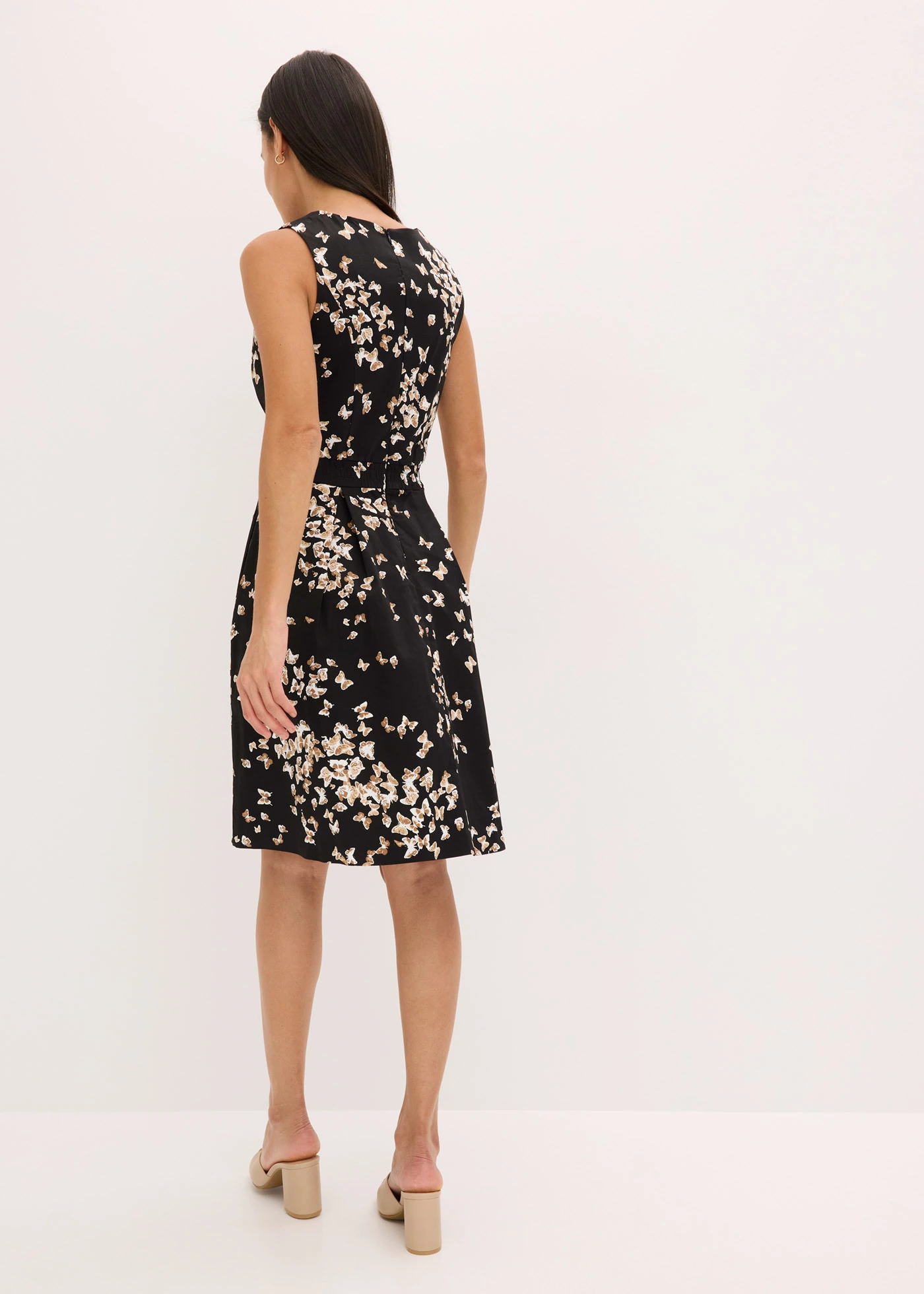 Jurk met permanente plooien en zakken • zwart/sandbeige • bonprix online shop