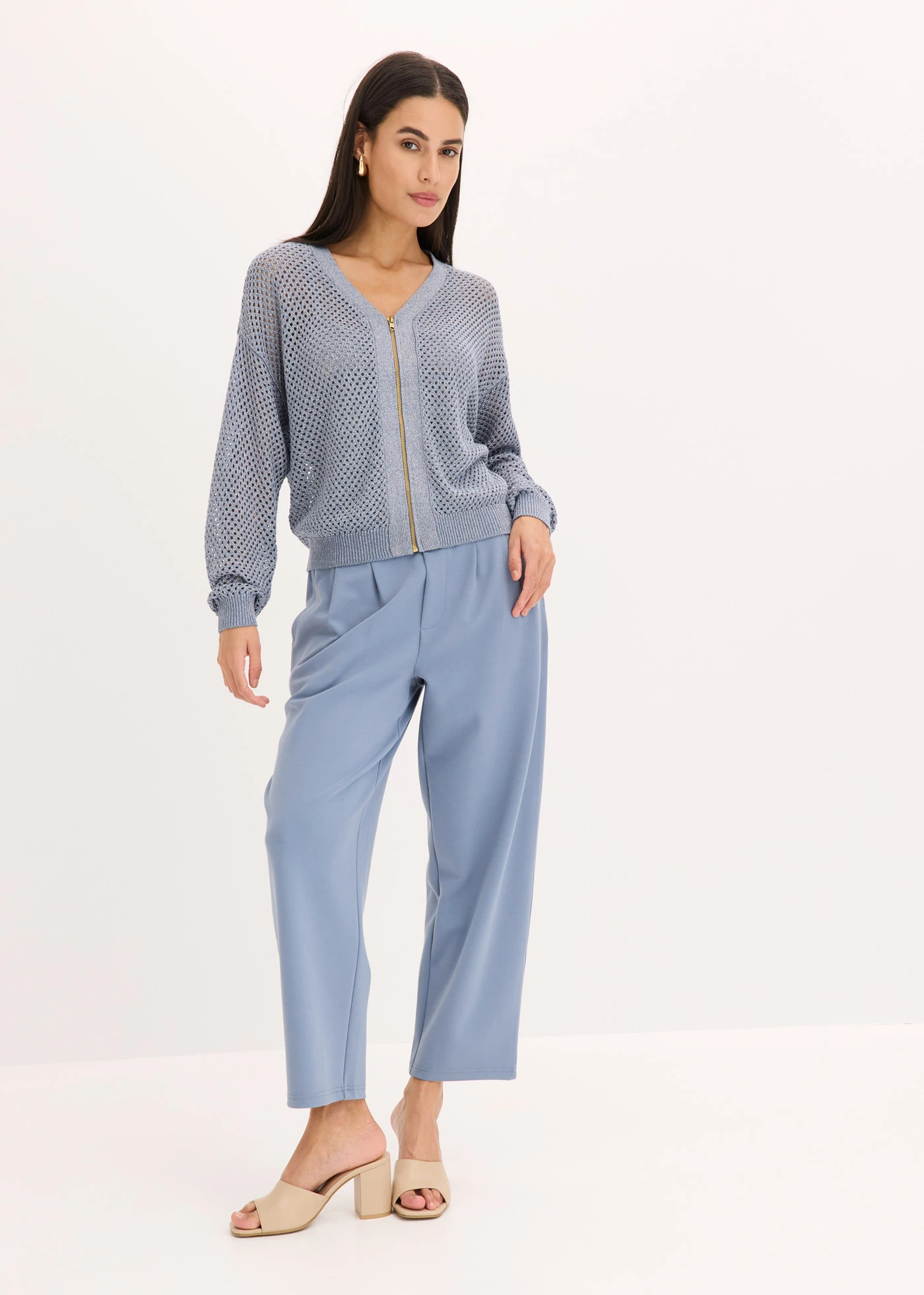 Gilet en maille • bleu fumé-argenté • Boutique bonprix