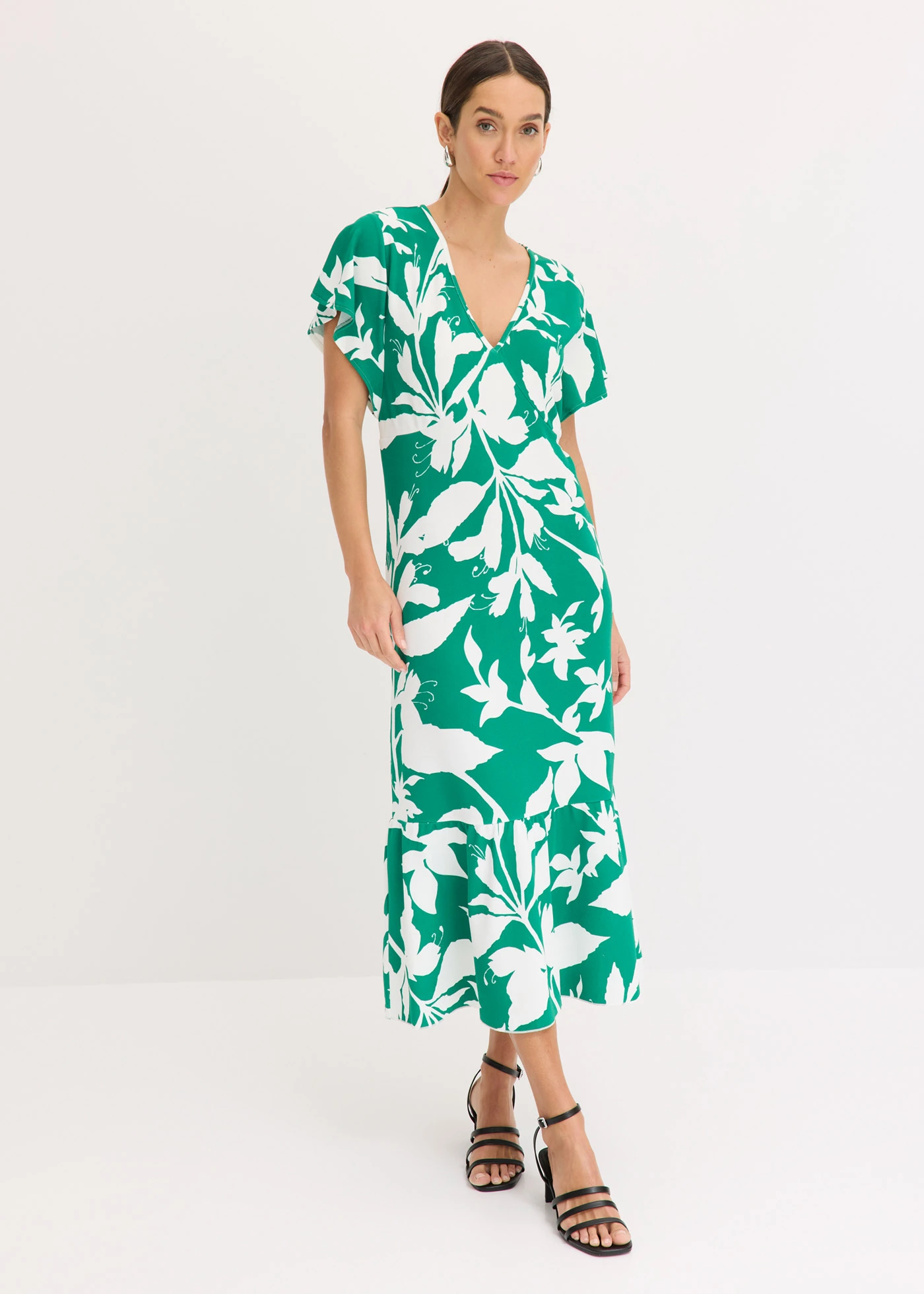 Robe midi à manches papillon • vert menthe-blanc cassé imprimé • Boutique bonprix