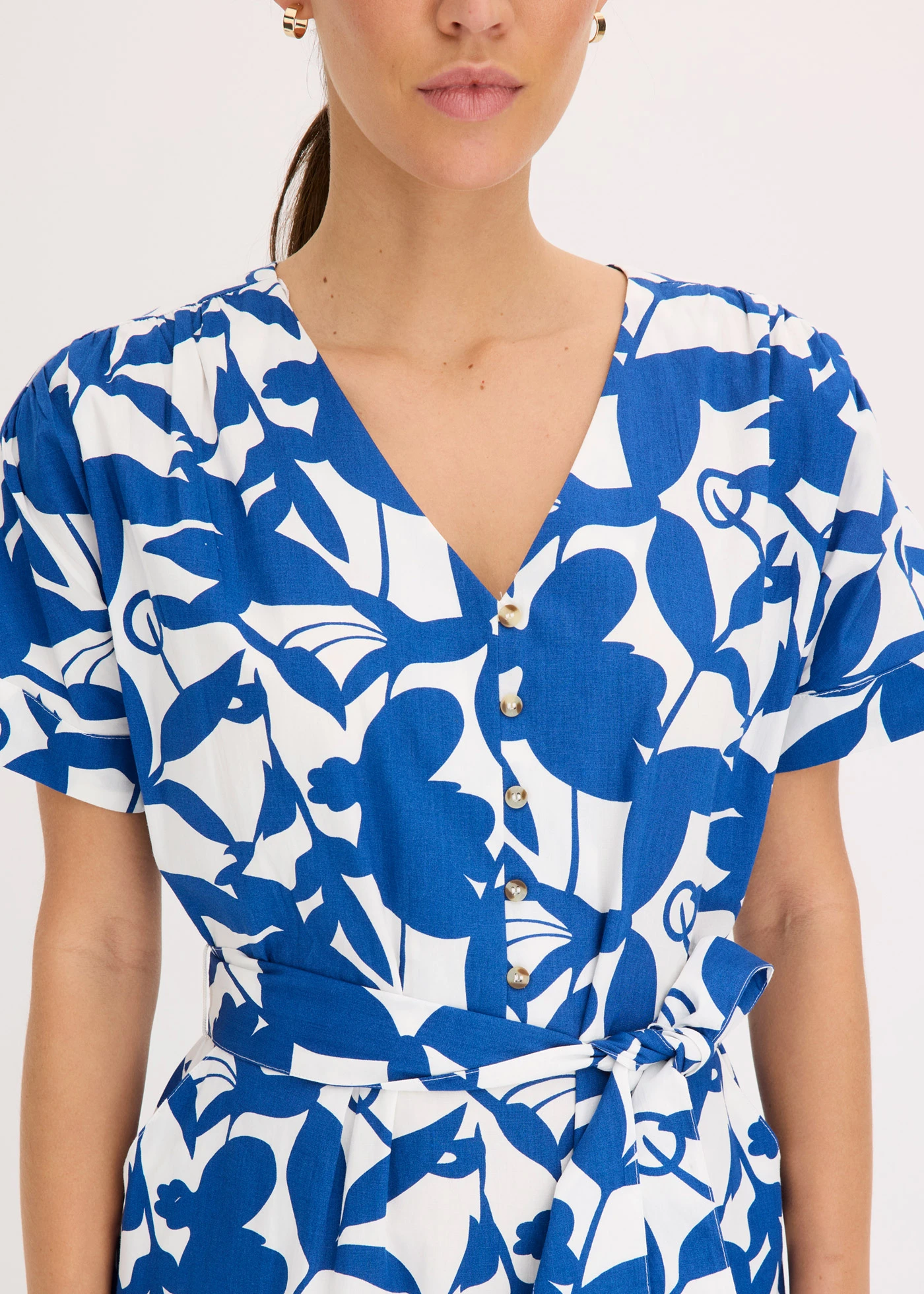 Rochie midi • albastru arctic/ecru floral • magazin bonprix