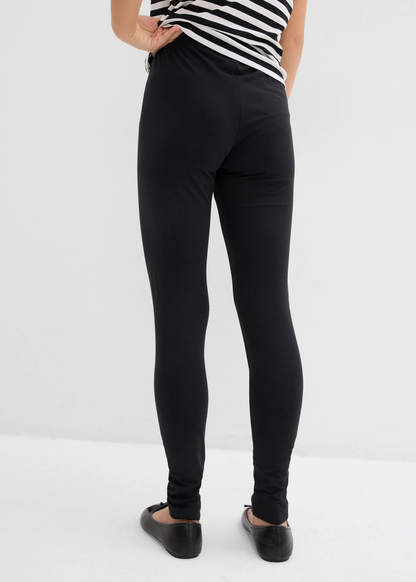 Lot de 2 leggings en matière élastique • noir • Boutique bonprix