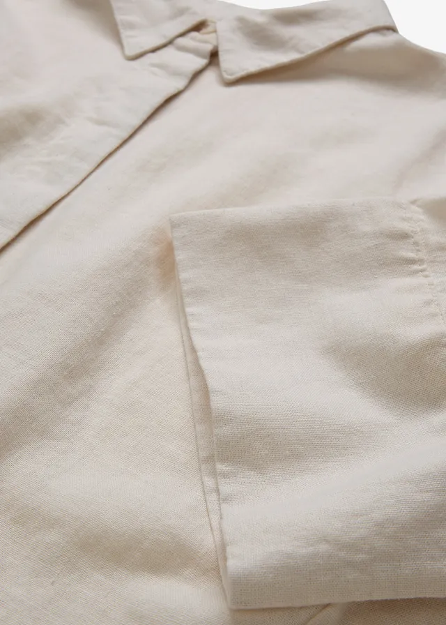 Overhemdblouse in een koele linnenmix • natuurbeige • product-page.page-title-suffix