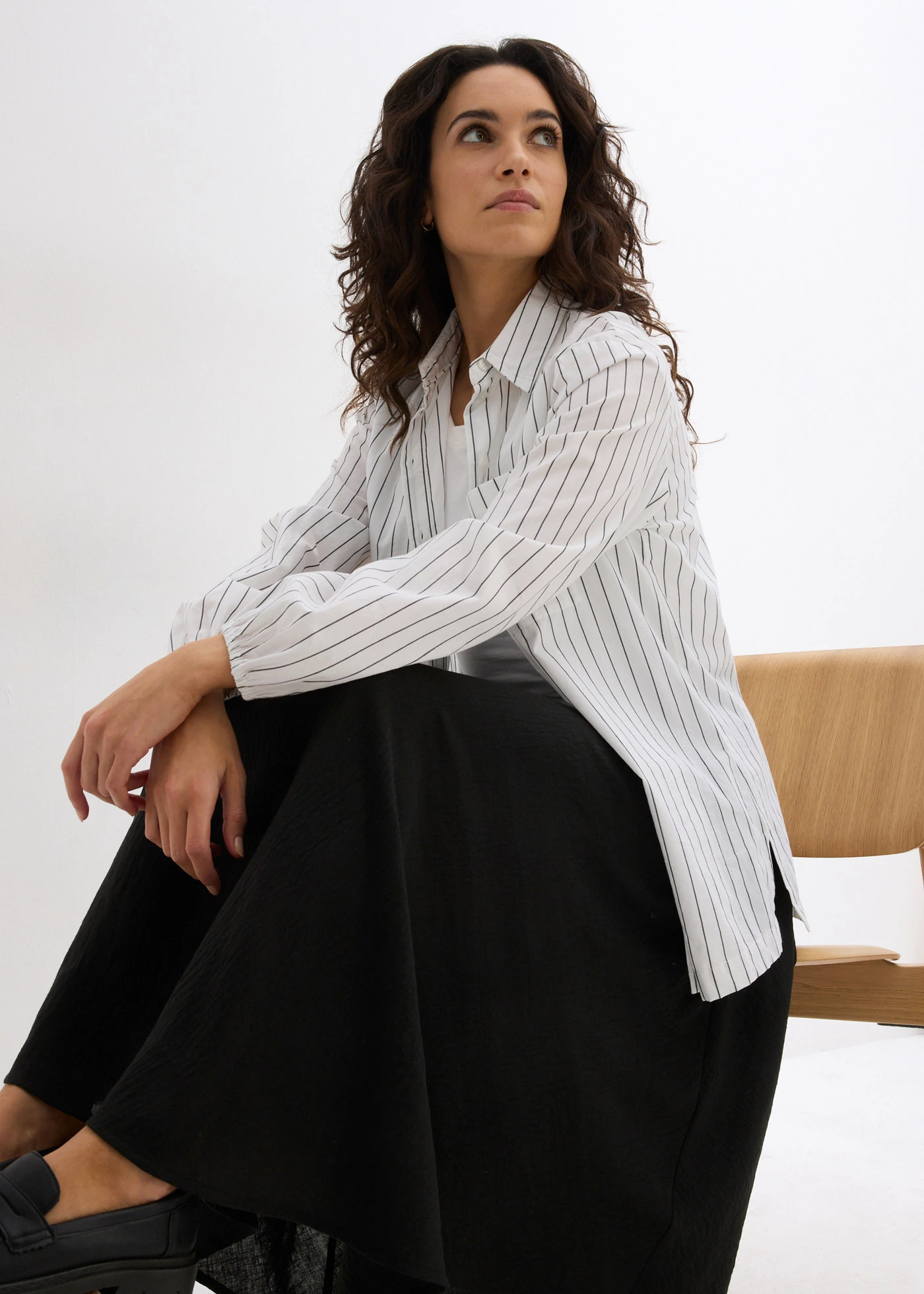 Maxi rok met een comfortabele band • zwart • bonprix online shop