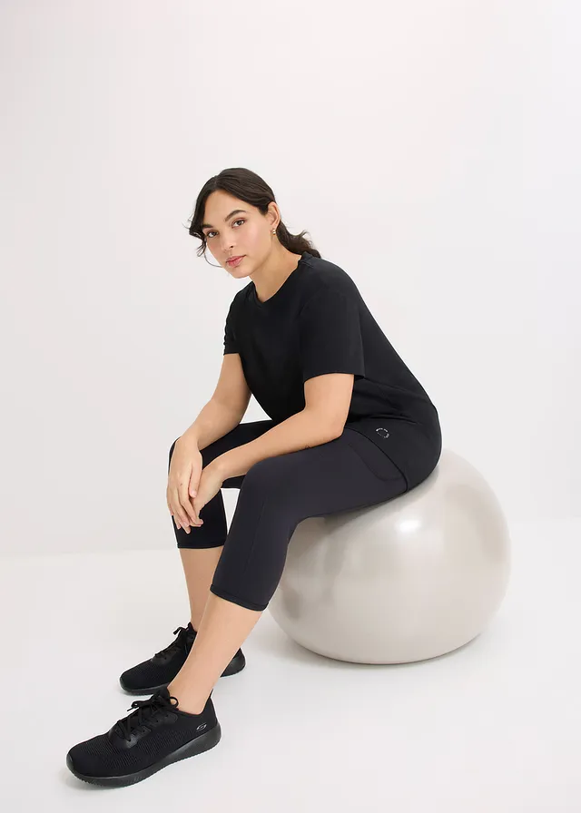 Pohodlné sportovní capri legíny s kapsou na mobilní telefon, rychleschnoucí, barva: černá