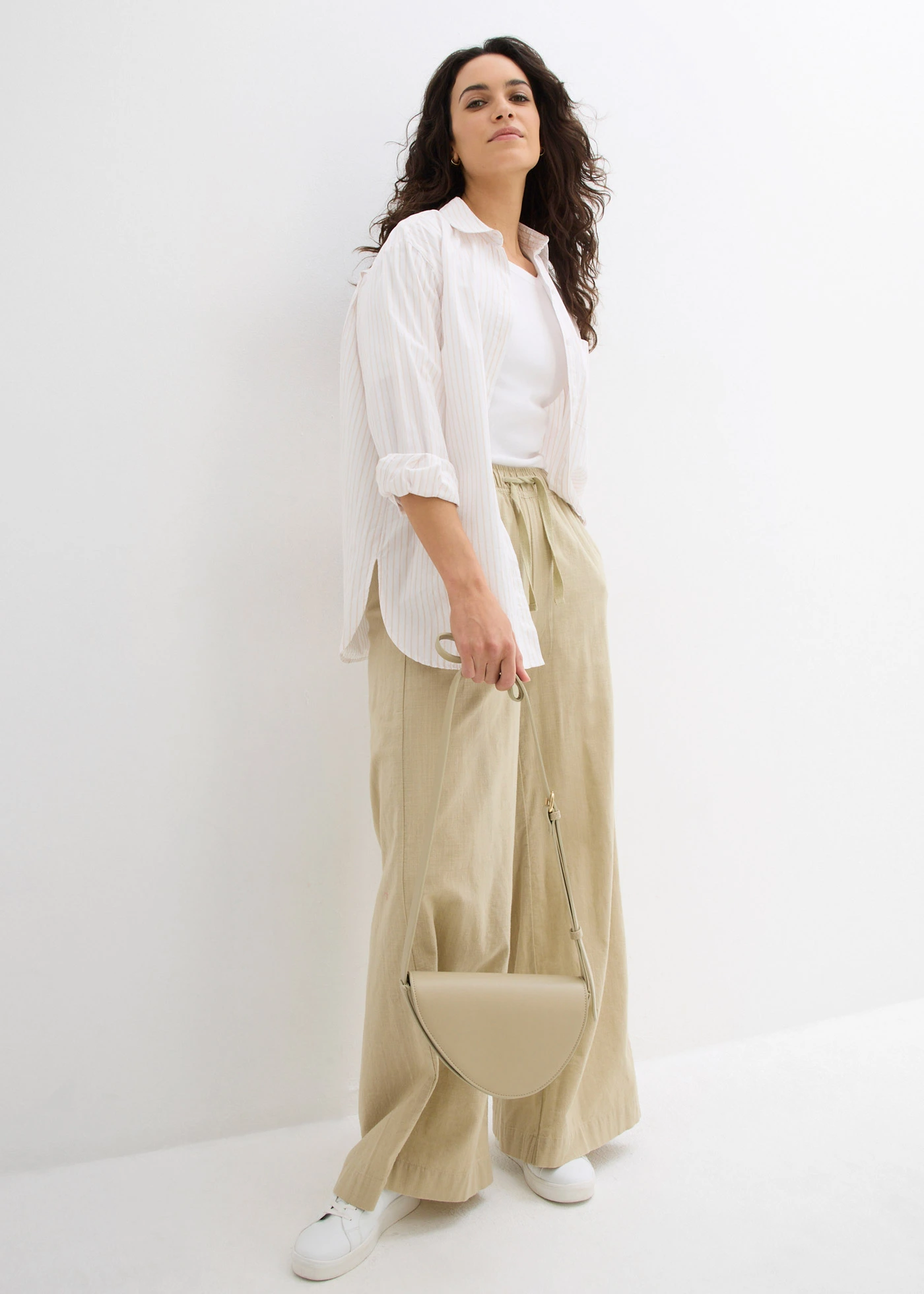 Pantaloni palazzo din bumbac 100% • kaki fumuriu • magazin bonprix