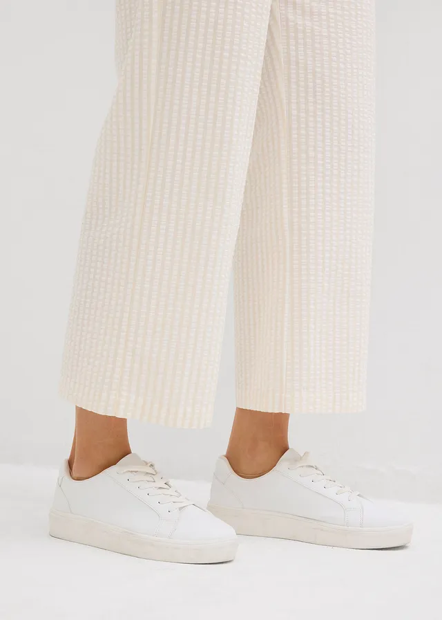 Pantalon palazzo en seersucker, longueur 7/8 • sable clair/écru • product-page.page-title-suffix