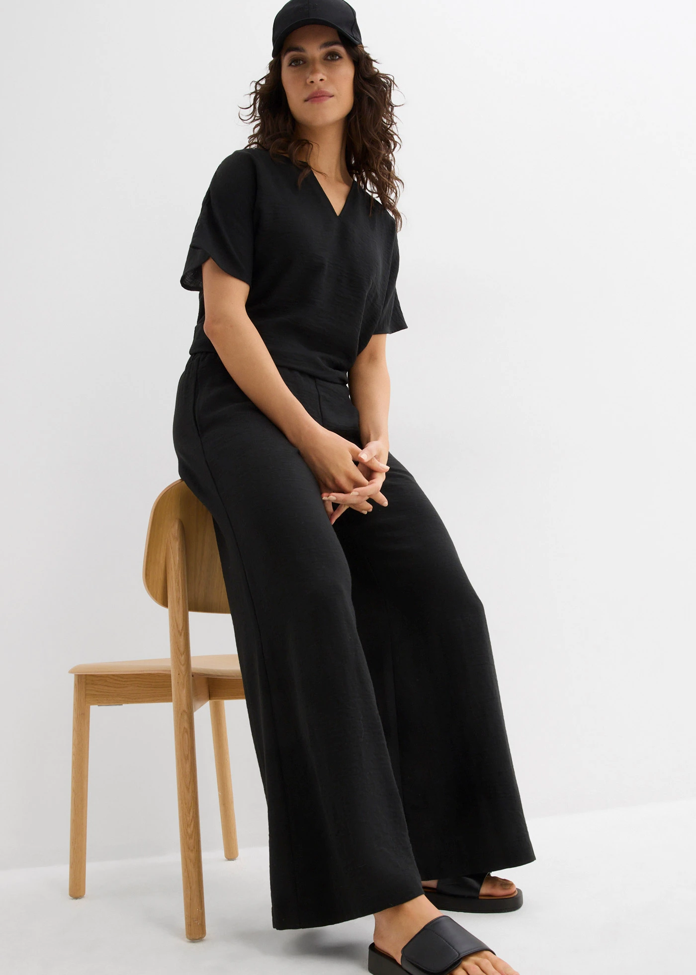 Palazzo broek met plooien • zwart • bonprix online shop