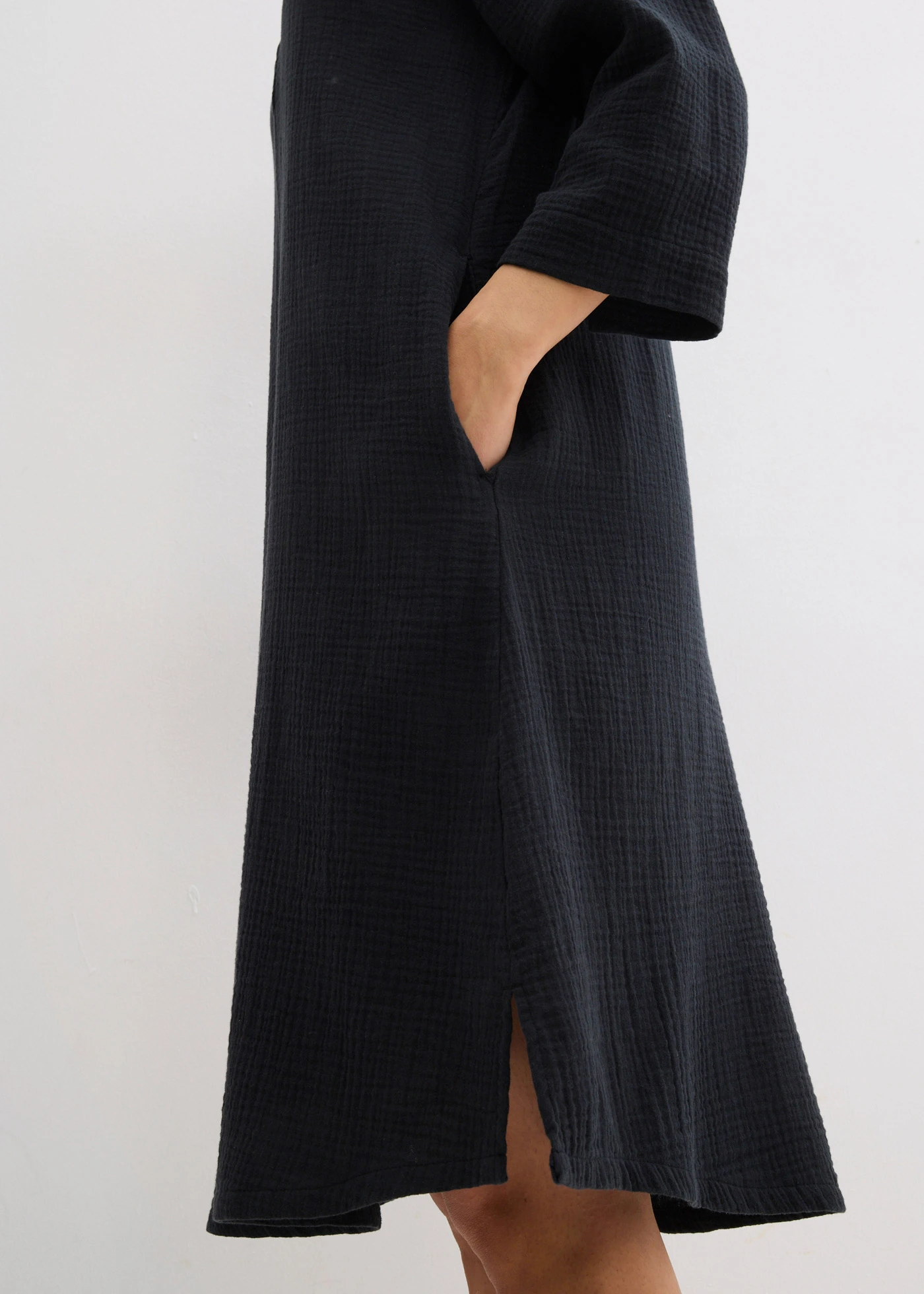 Rochie tip cămașă din muselină • negru • magazin bonprix