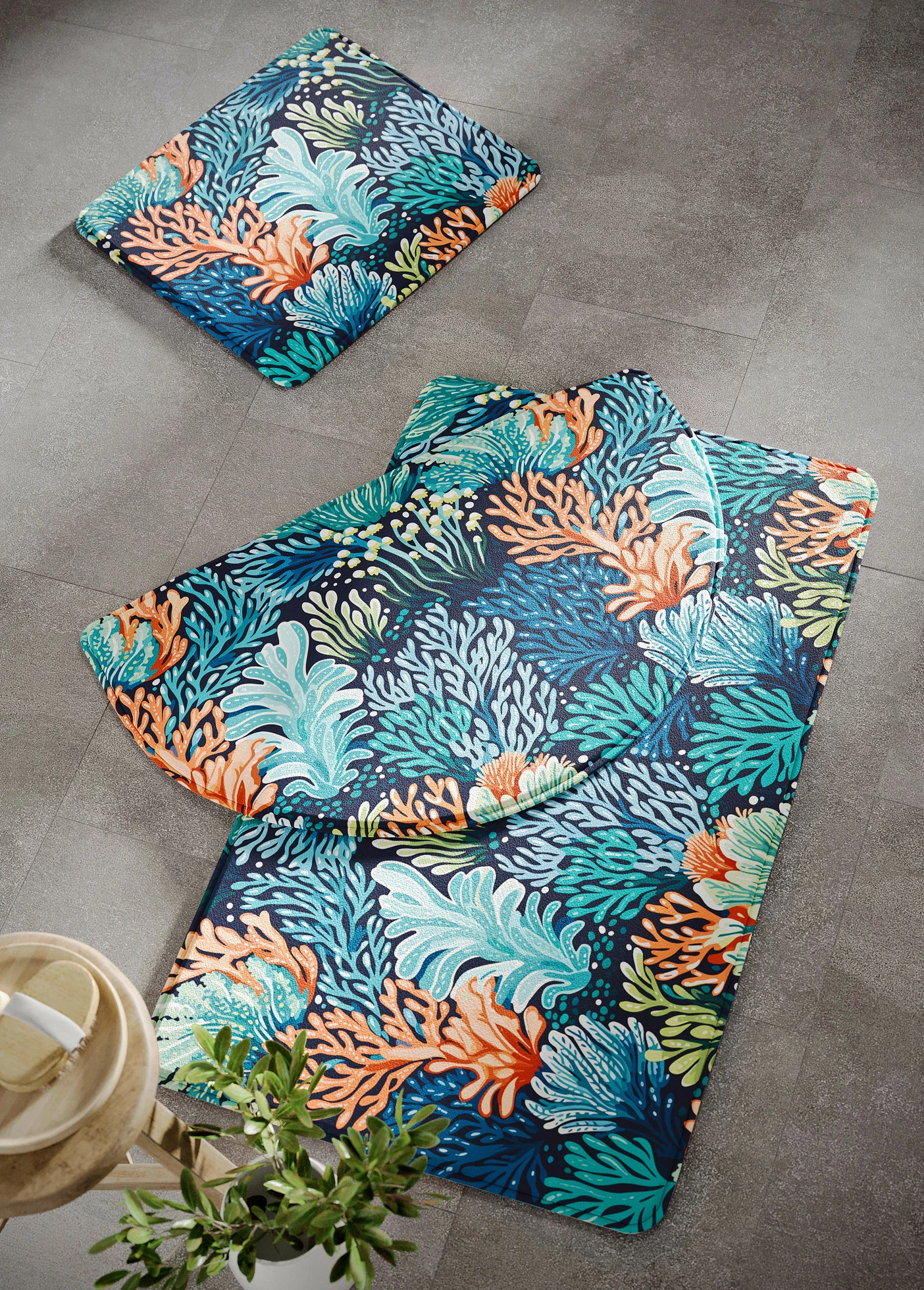 Koupelnová předložka z paměťové pěny • modrá s potiskem • bonprix obchod