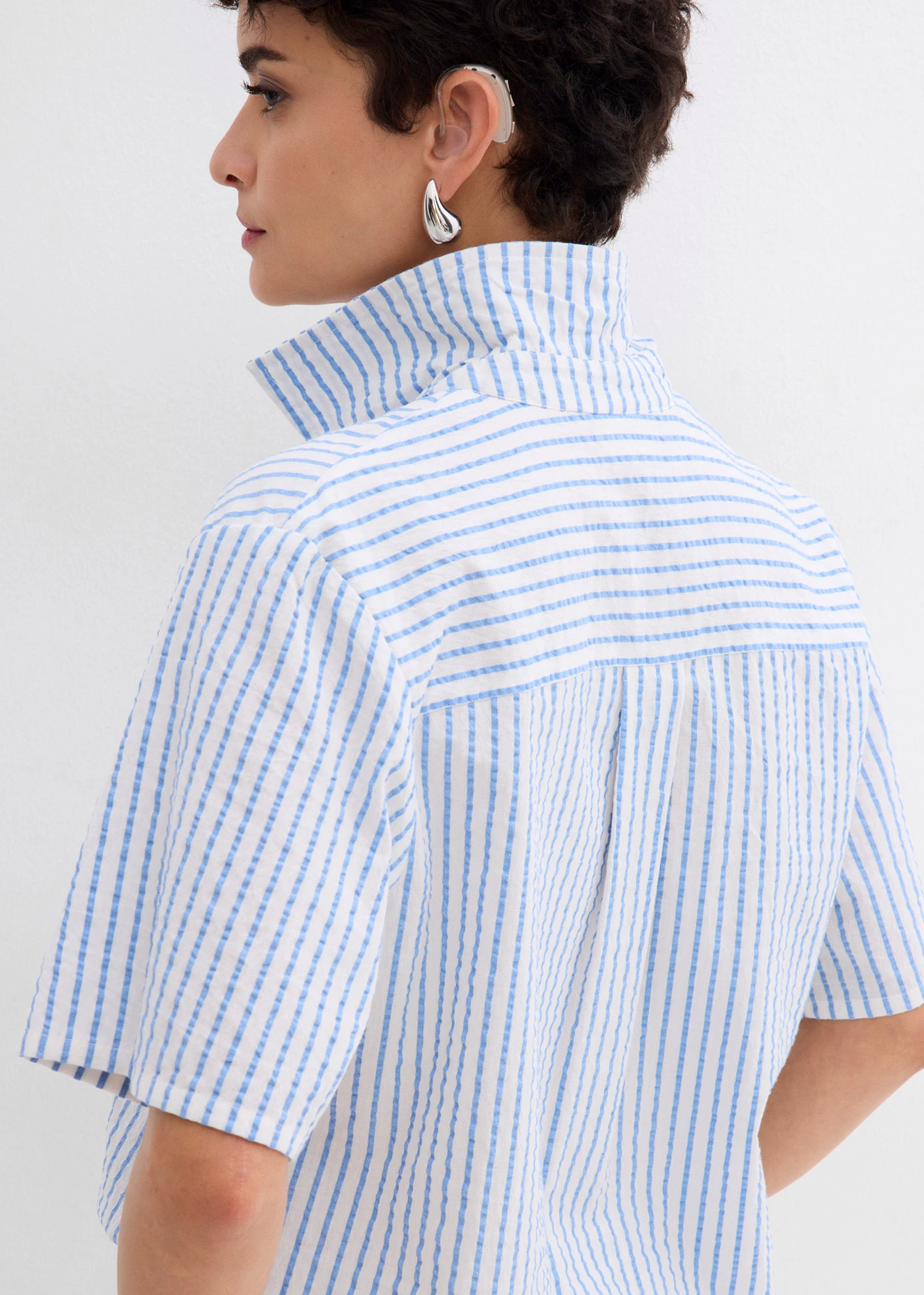 Košilová halenka z čisté bavlny • středně modro-přírodní bílá s proužky • bonprix obchod