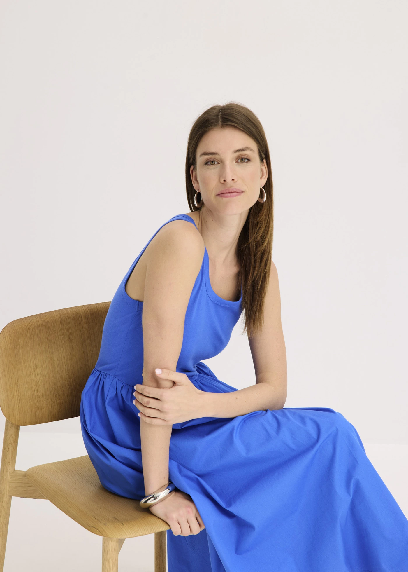 Jersey jurk van een materiaalmix • gletsjerblauw • bonprix online shop