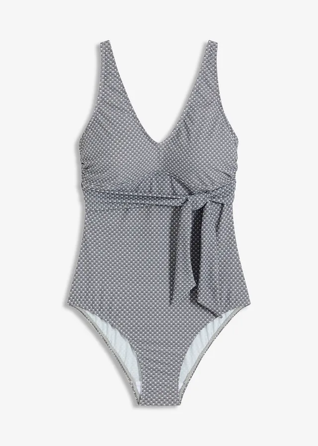 Costum de baie