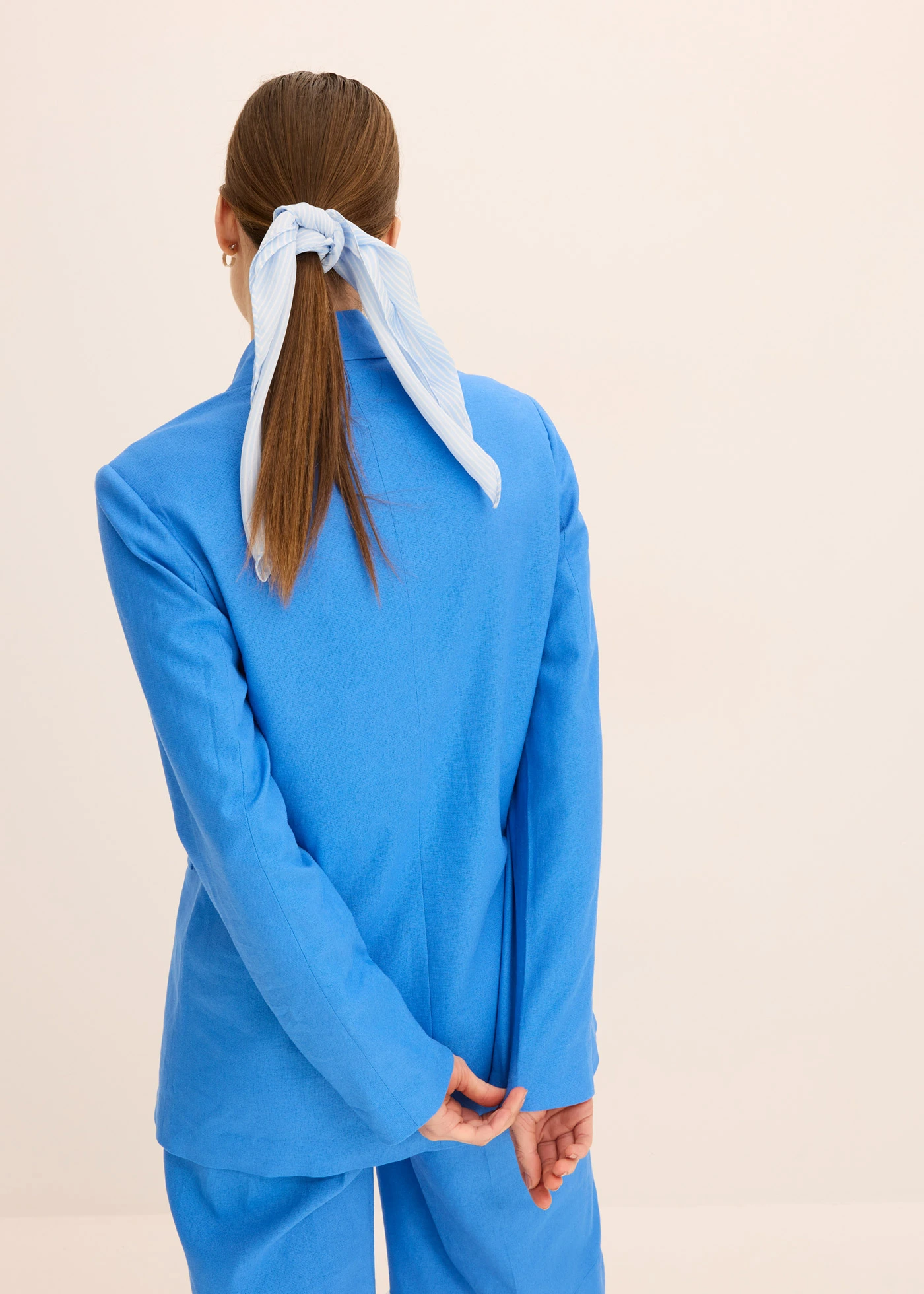 Sacou cu in • albastru-gheață • magazin bonprix