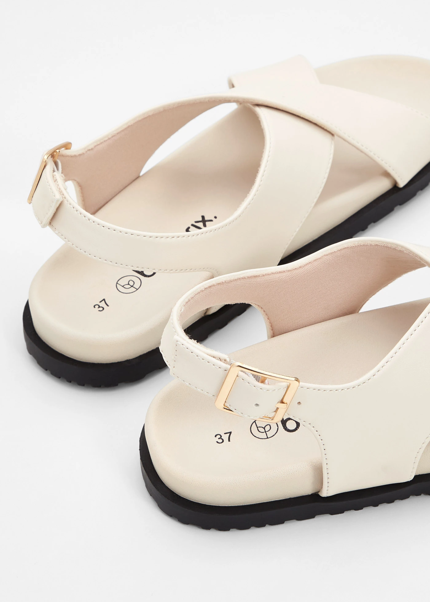 Sandales à semelle anatomique • beige naturel • Boutique bonprix