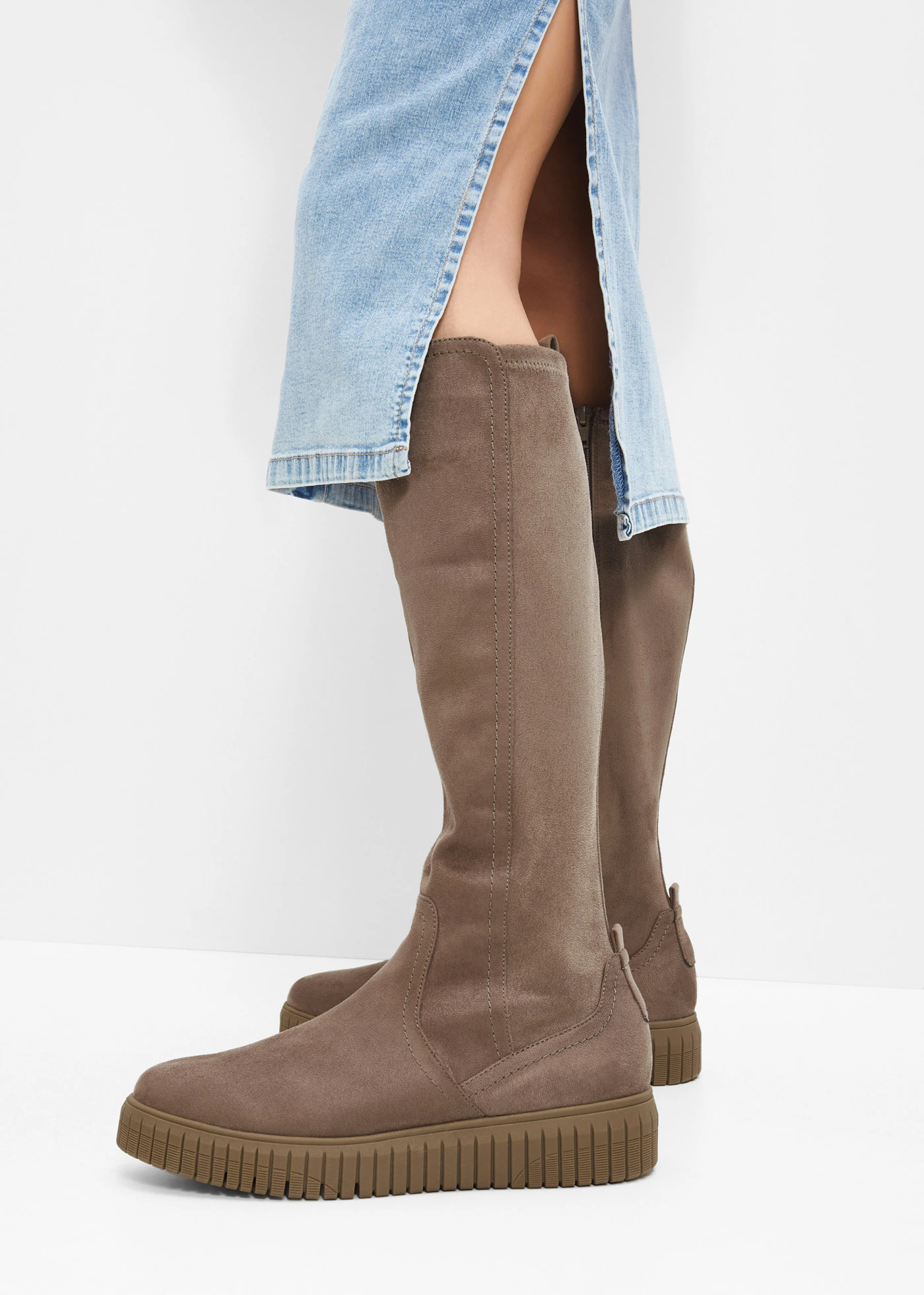 Bottes Jana largeur supplémentaire H • taupe • Boutique bonprix