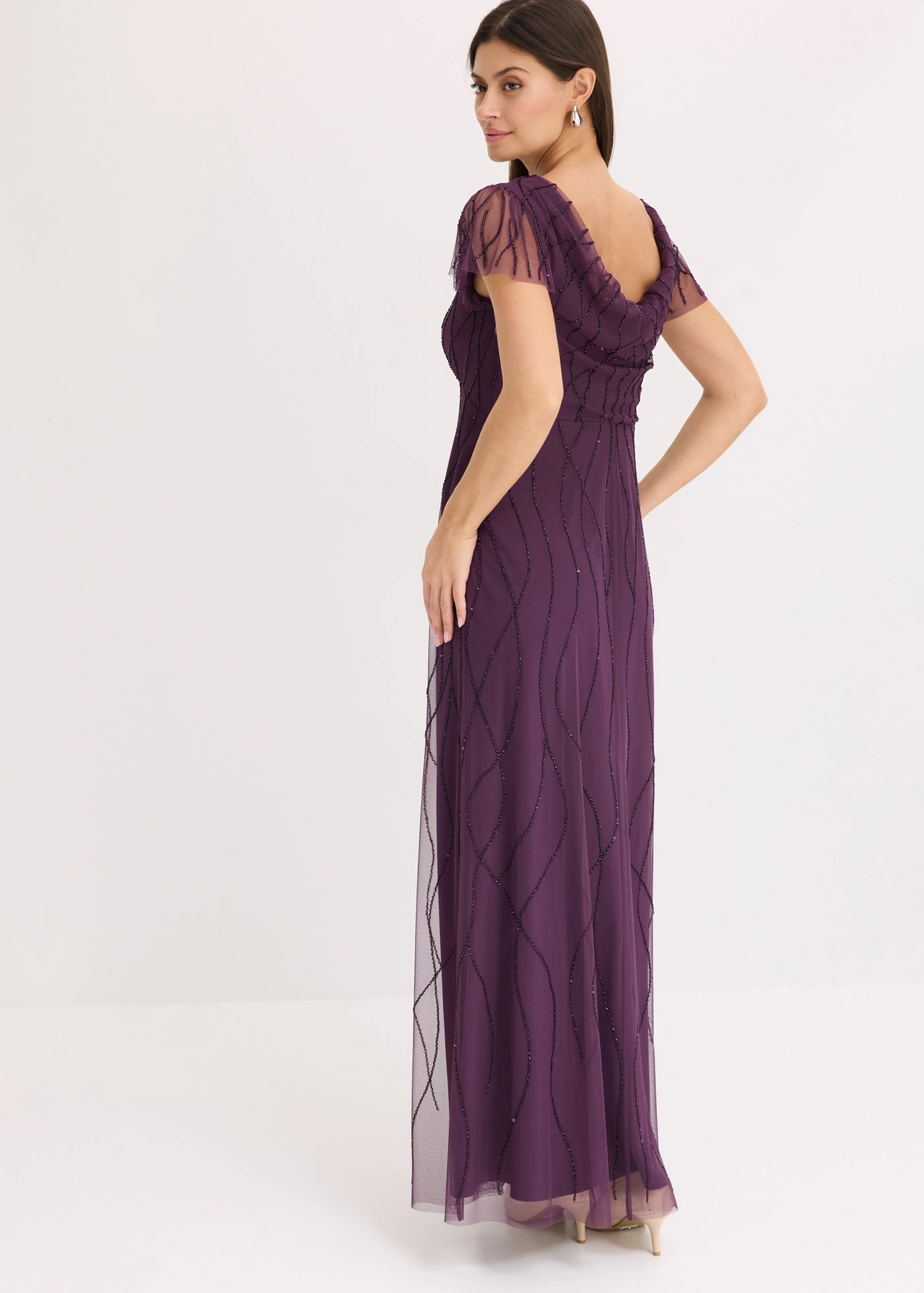 Robe longue en tulle délicat avec perles brodées • violet foncé • Boutique bonprix