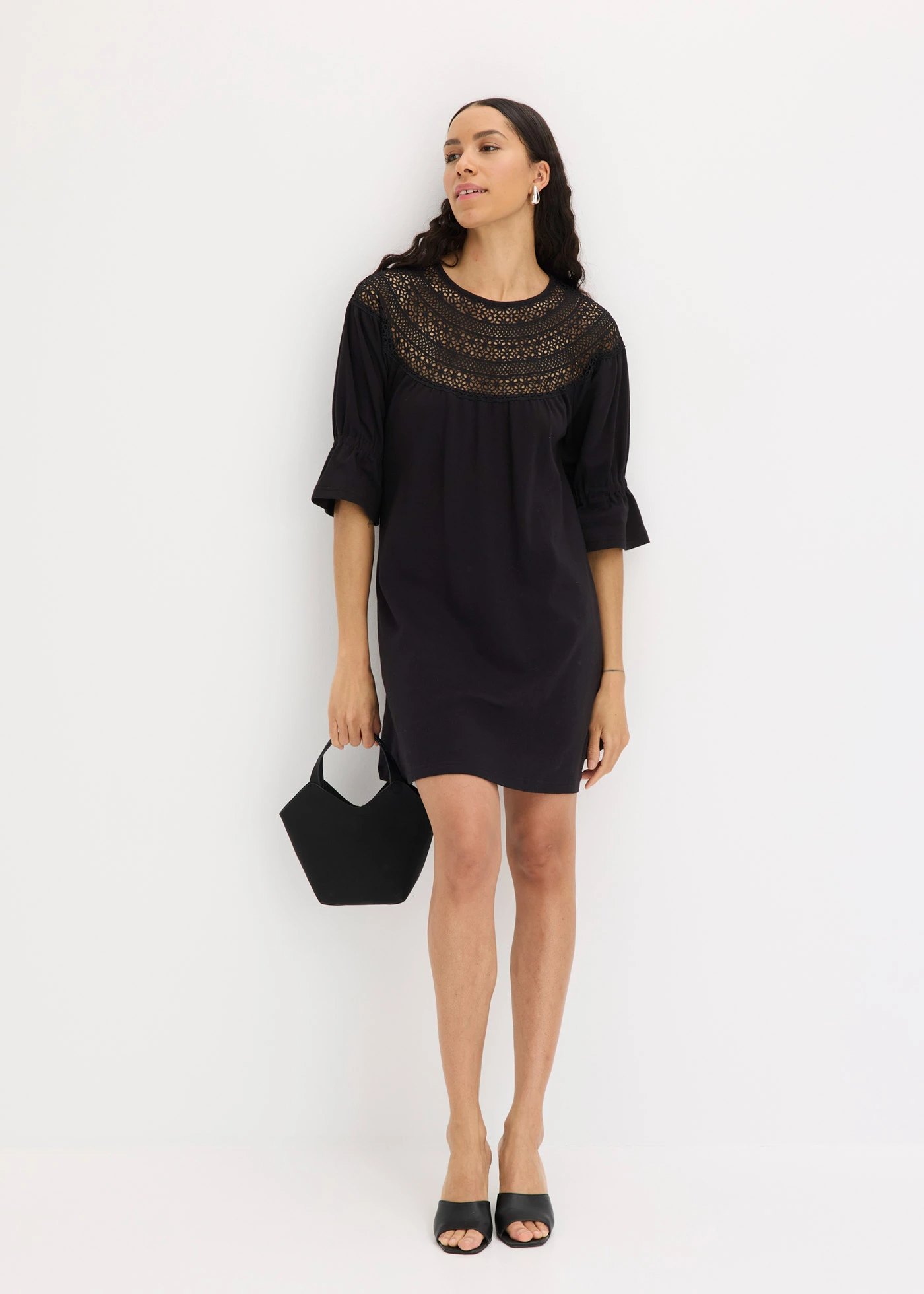 Jersey jurk met crochet-kant • zwart • bonprix online shop