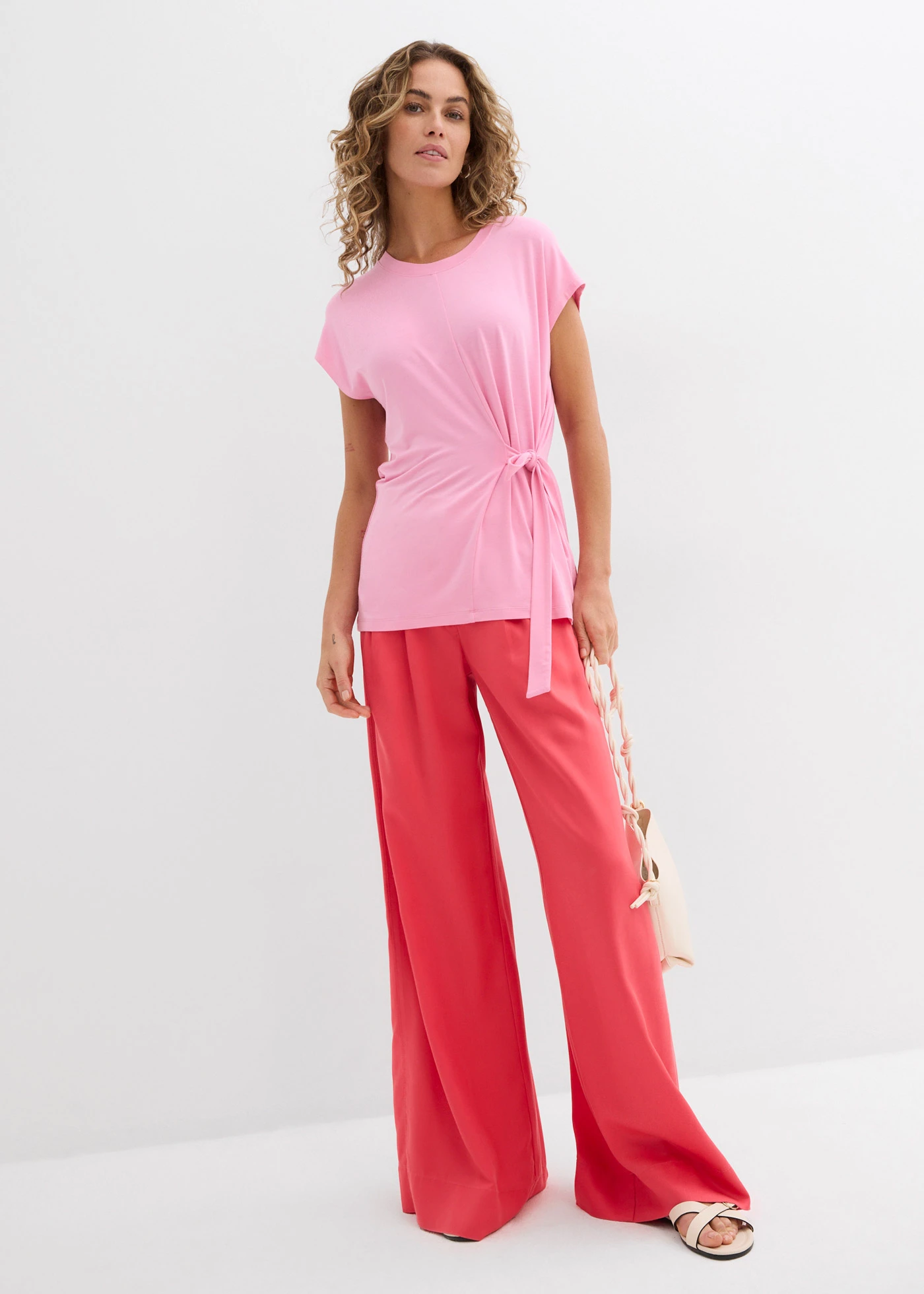 T-shirt doux en viscose extensible • rose • Boutique bonprix