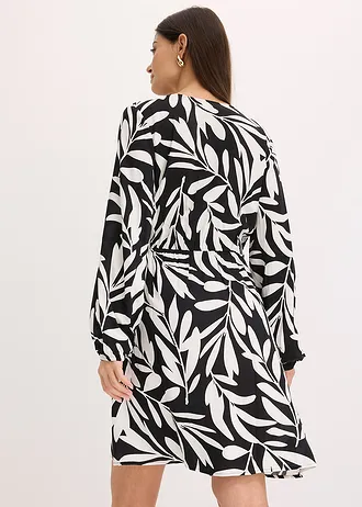 Wikkeljurk met print van vloeiende viscose • zwart/wolwit gebloemd • bonprix online shop