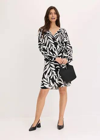 Wikkeljurk met print van vloeiende viscose • zwart/wolwit gebloemd • bonprix online shop