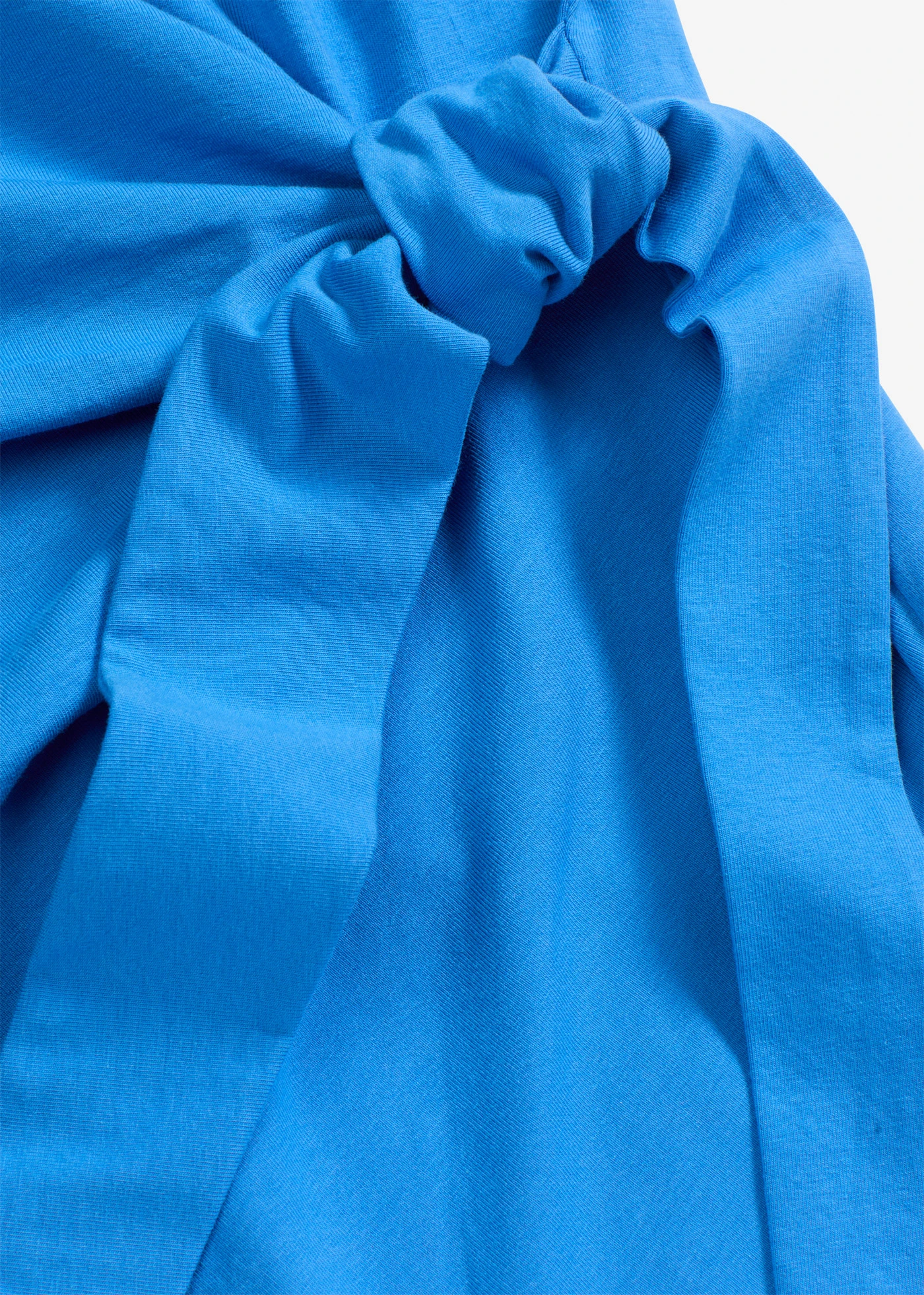 Žerzejové šaty z elastické bavlněné směsi, s uzlem • ledovcově modrá • bonprix obchod