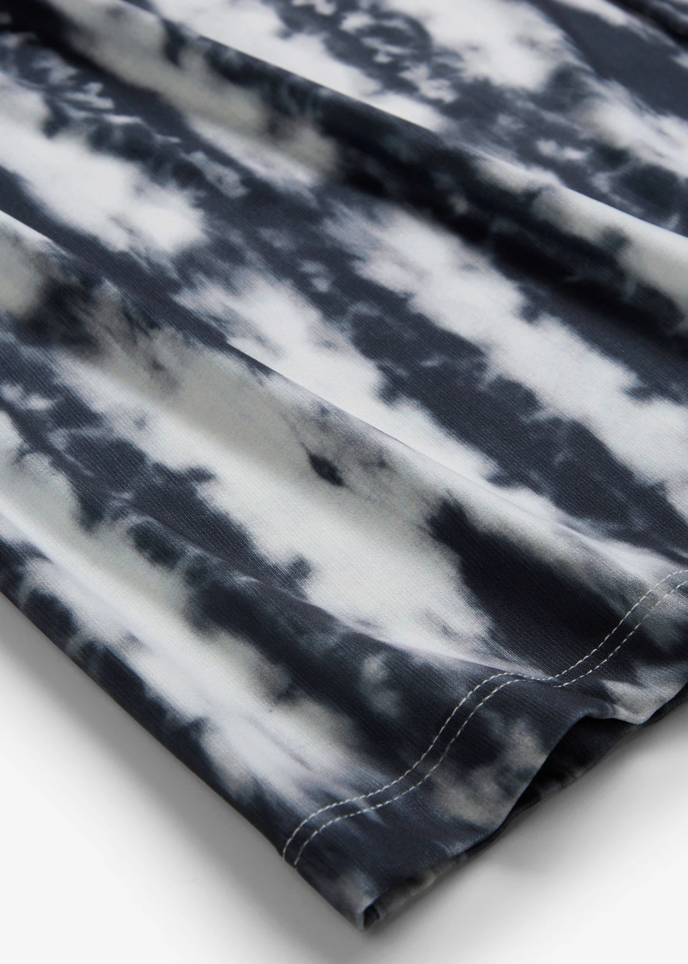 Wijde broek • zwart-wit batik gedessineerd • bonprix online shop