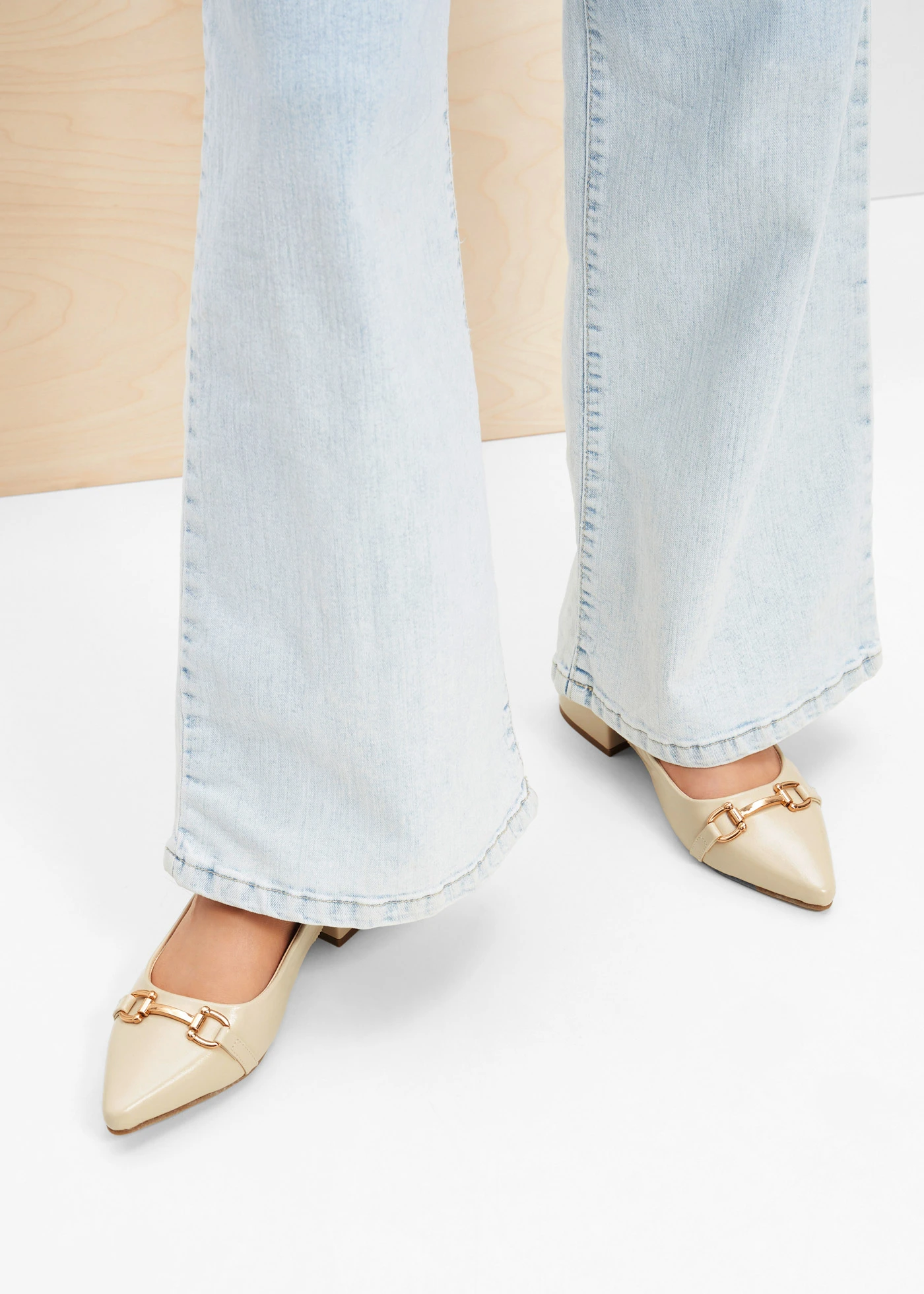 Slingback pumps met platte hak • beige • bonprix online shop